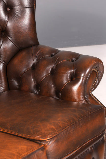 G103 Finish Wunderschönes Original Chesterfield Sofa 3- Sitzer echt Leder Oxblood Couch Englisch