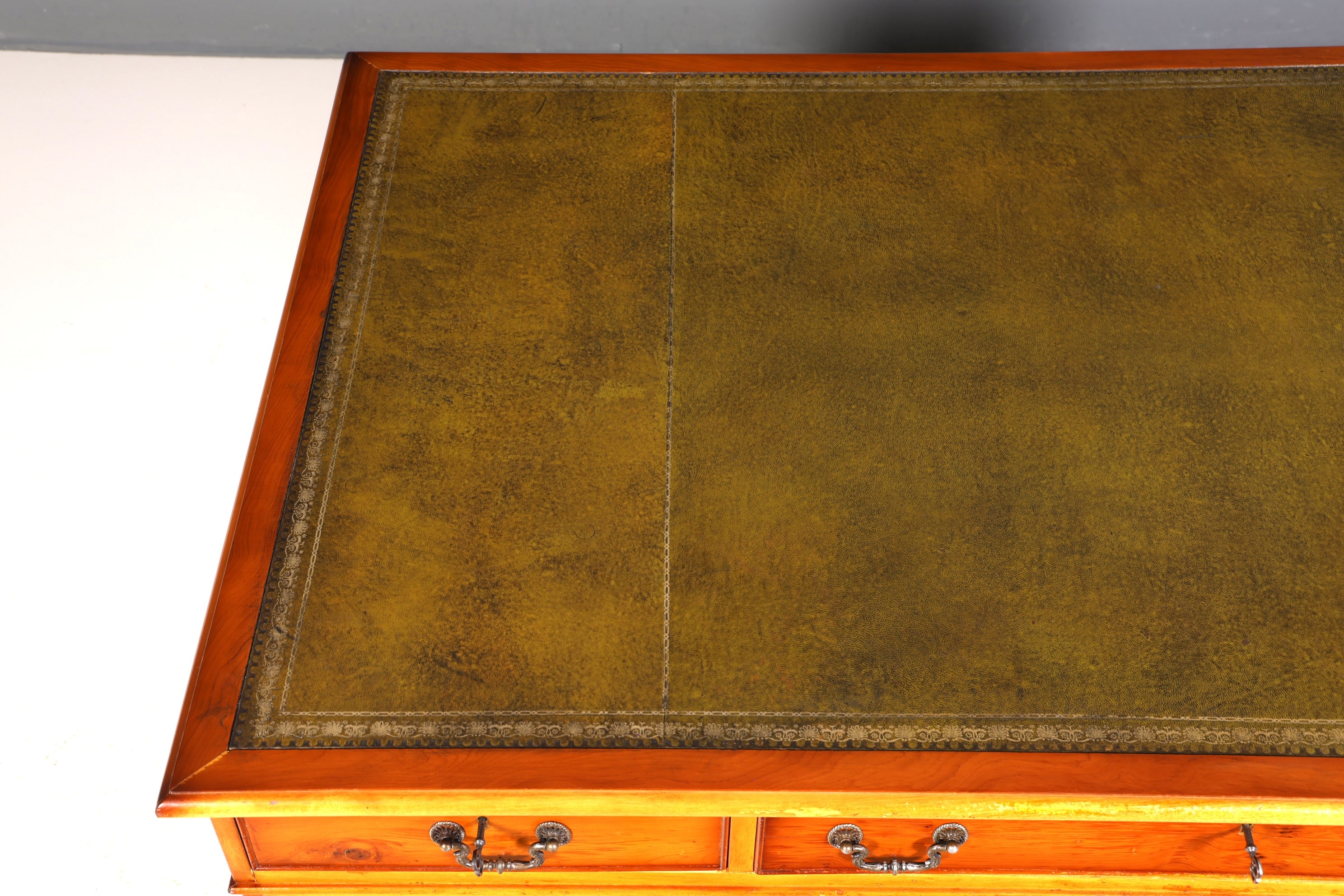 Beautiful English desk, yew wood, leather top, antique style office desk