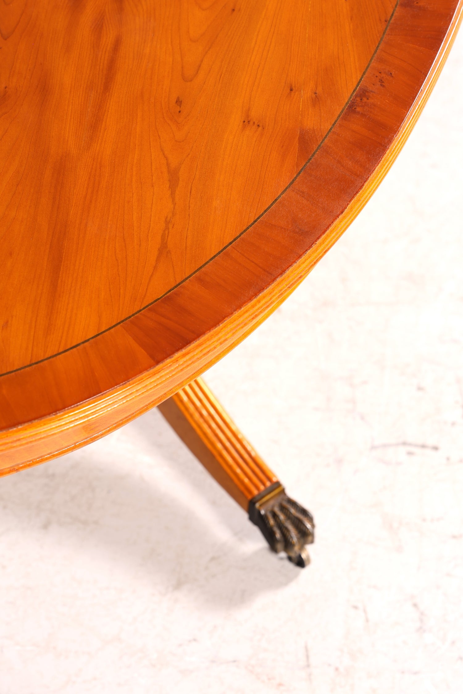 Traumhafter Englischer Tisch Couchtisch Englisch Antik Stil Eibe Ablagetisch Regency Stil