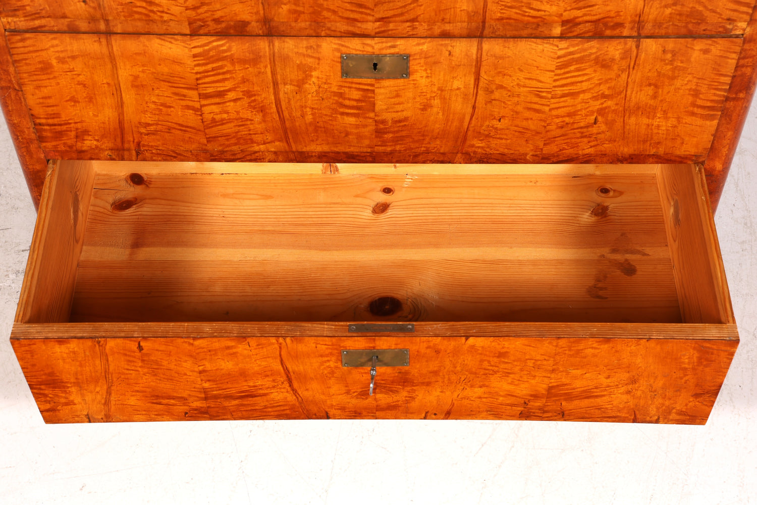 Beautiful Biedermeier Louis Philippe antique chest of drawers, linen chest