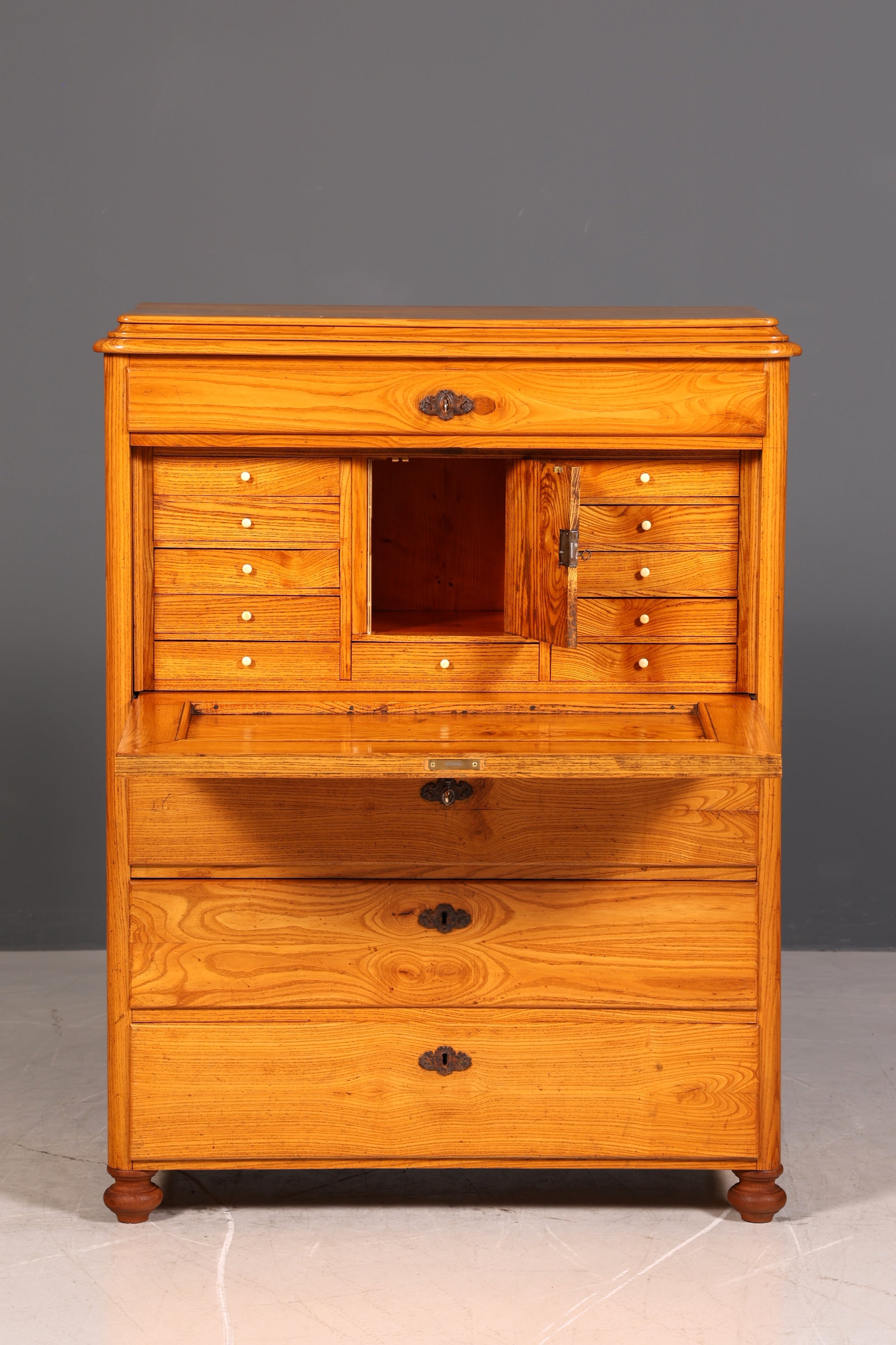 G680 Finish EIN 3D BILD FOLGT Edler Gründerzeit Sekretär Vertiko Highboard Louis Philippe Kommode um 1880 (Kopie)