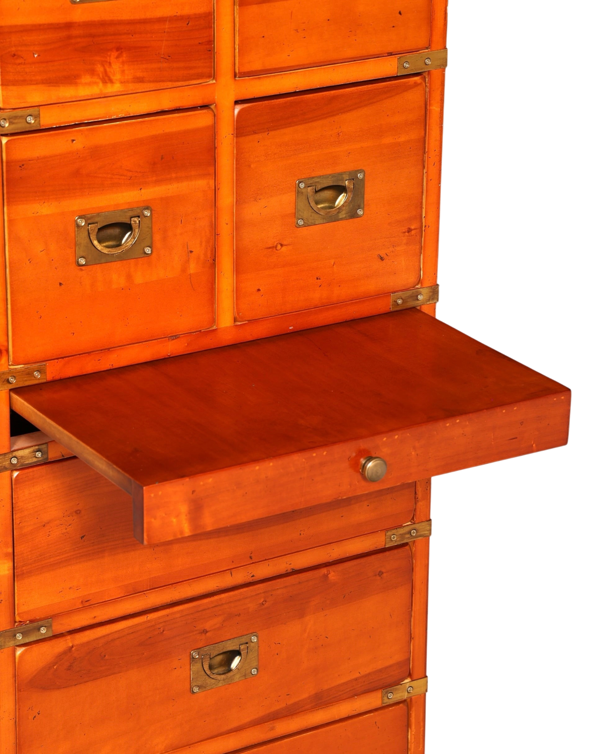 Hauptstadt Möblerei Apothekerschrank aus Holz mit Messingbeschlägen und ausziehbarer Ablagefläche