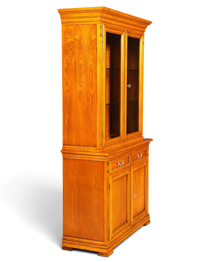 Hauptstadt Möblerei Selva Villa Borghese Vitrine aus massivem Holz mit Glasfront und antiker Optik