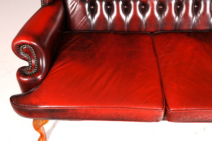 Wunderschönes Original Chesterfield Queen Anne Sofa 2-Sitzer Sofa Englische Leder Couch England Polstersofa