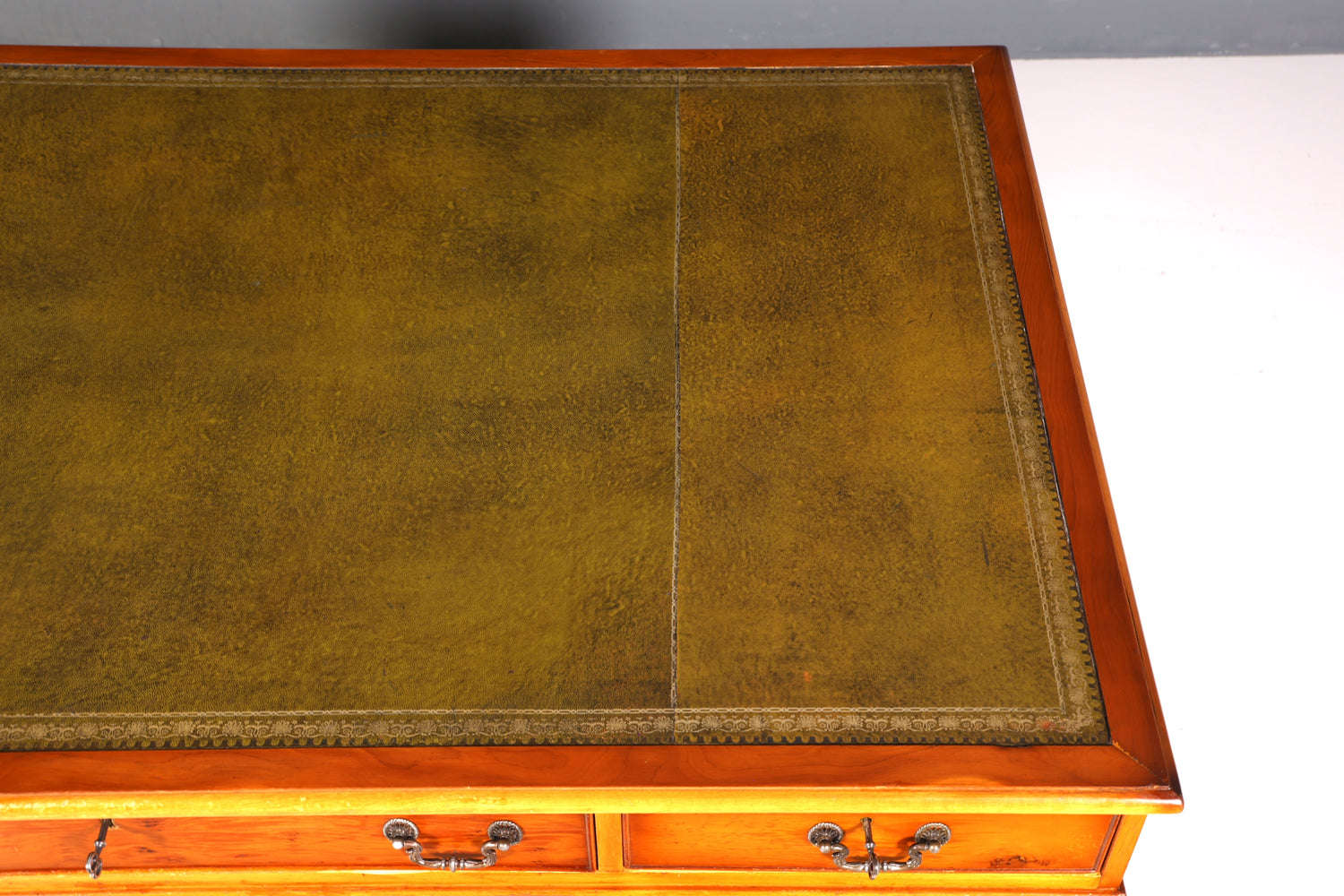 Beautiful English desk, yew wood, leather top, antique style office desk