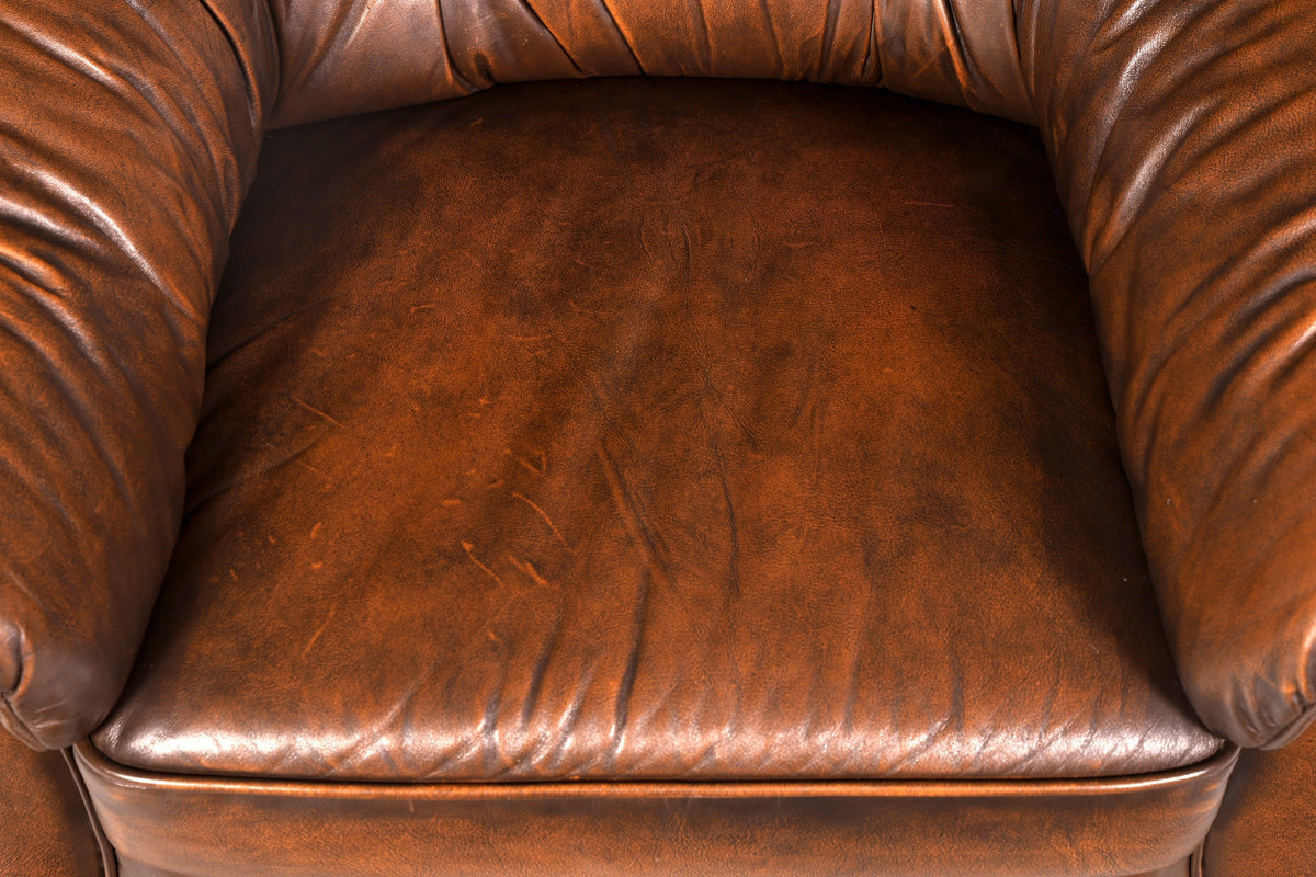 Beautiful Original Chesterfield Leather Armchair, Genuine Leather, English Gentleman’s Chair, Vintage