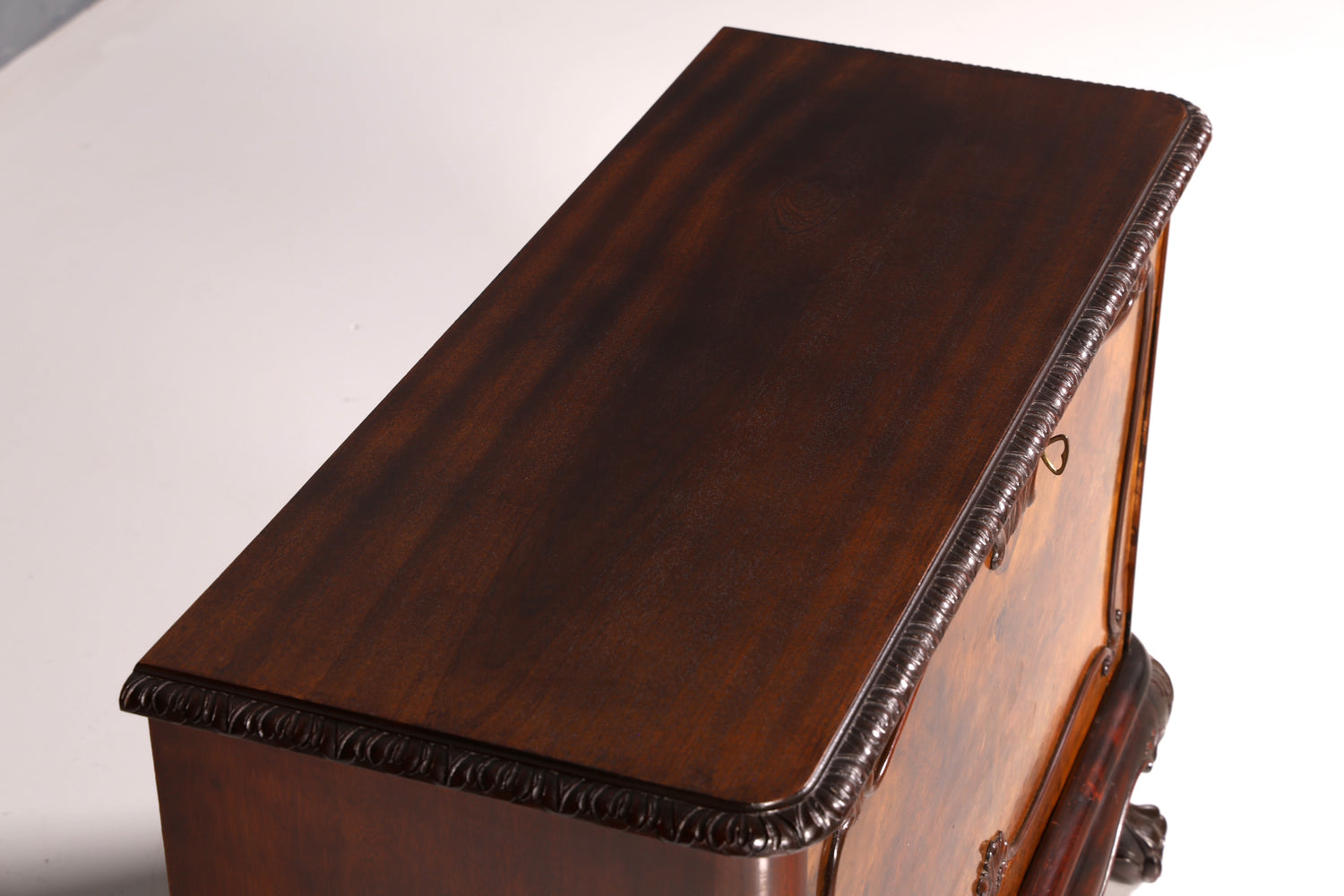 Prachtige Chippendale-kast in barokstijl, klapbare kast, commode, kist, antiek massief hout