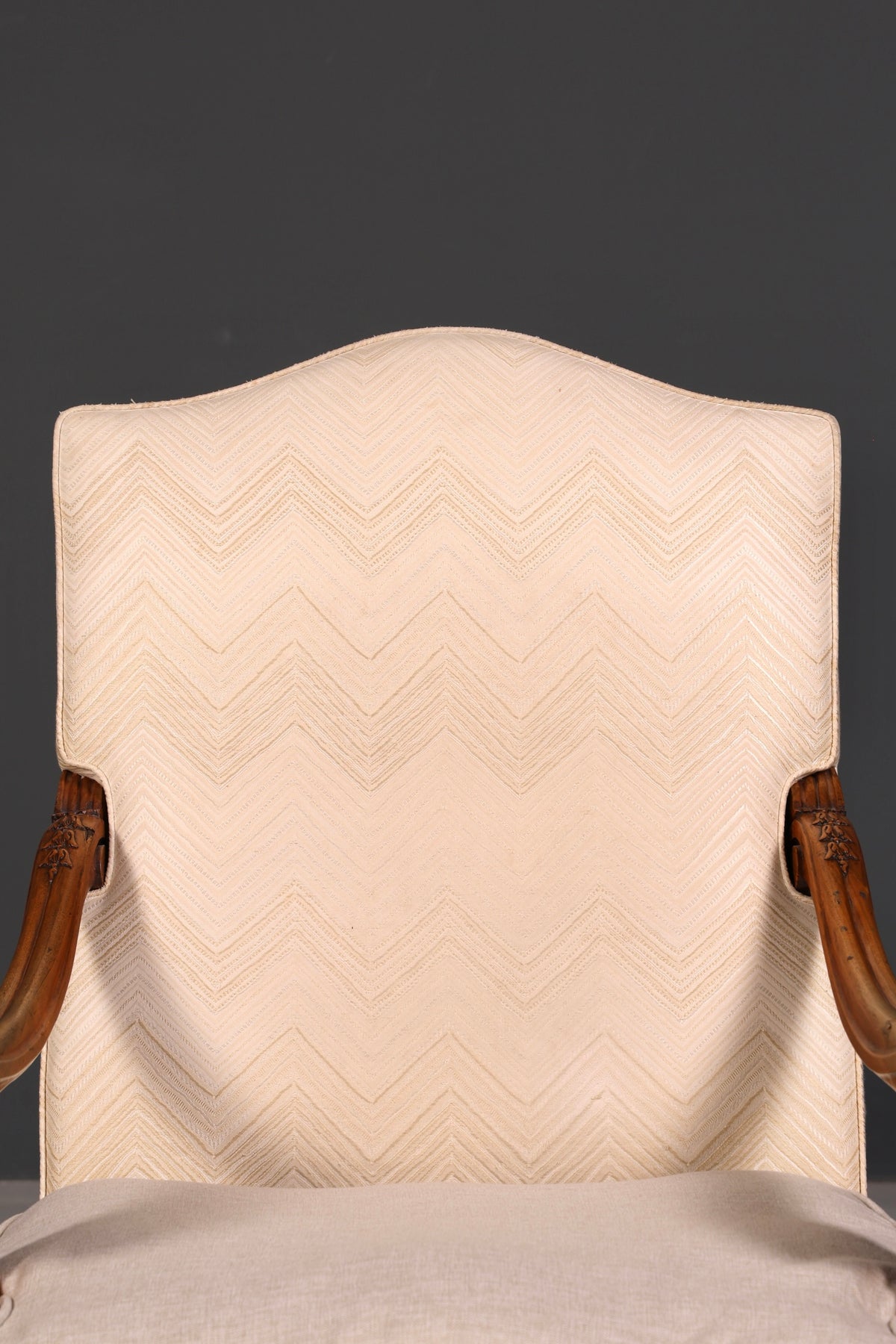 Elegante Louis-Philippe-fauteuil met armleuningen uit de Gründerzeit, antieke fauteuil, gestoffeerde fauteuil, 1 van 2