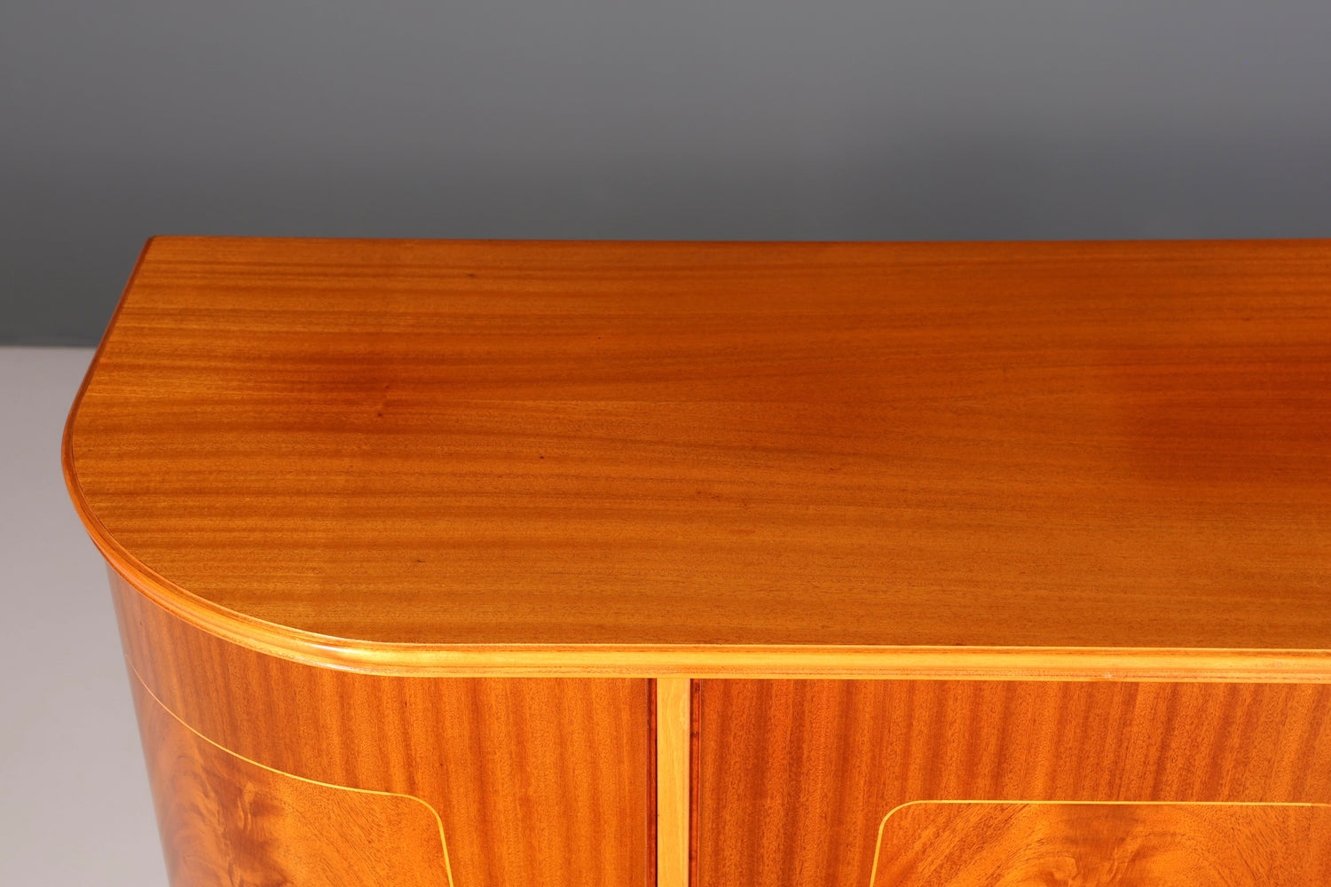 Traumhafter geschwungener Schrank Antik Sideboard Highboard um 1950 Aktenschrank Barock Stil