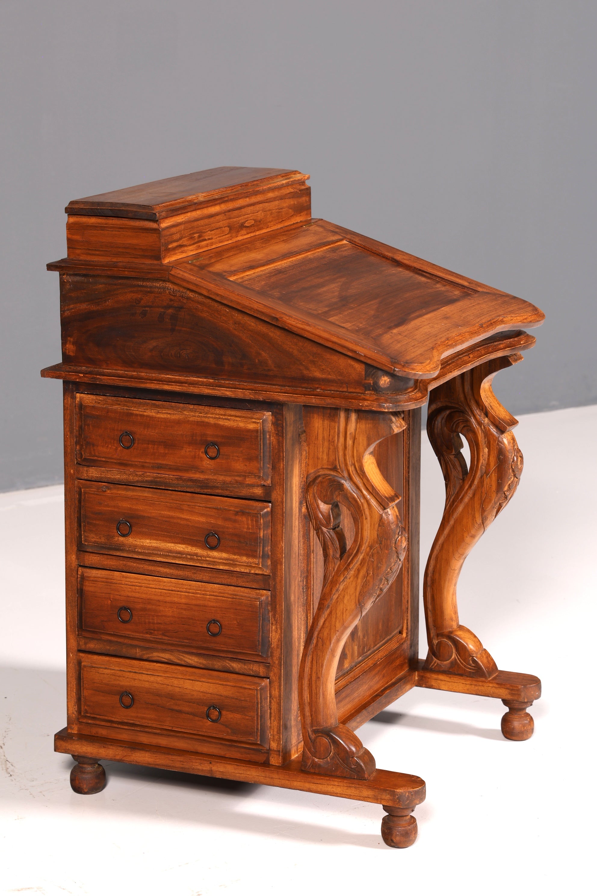 Prachtig Engels Davenport-bureau, secretaire en schrijfcommode in victoriaanse stijl, antiek en vintage