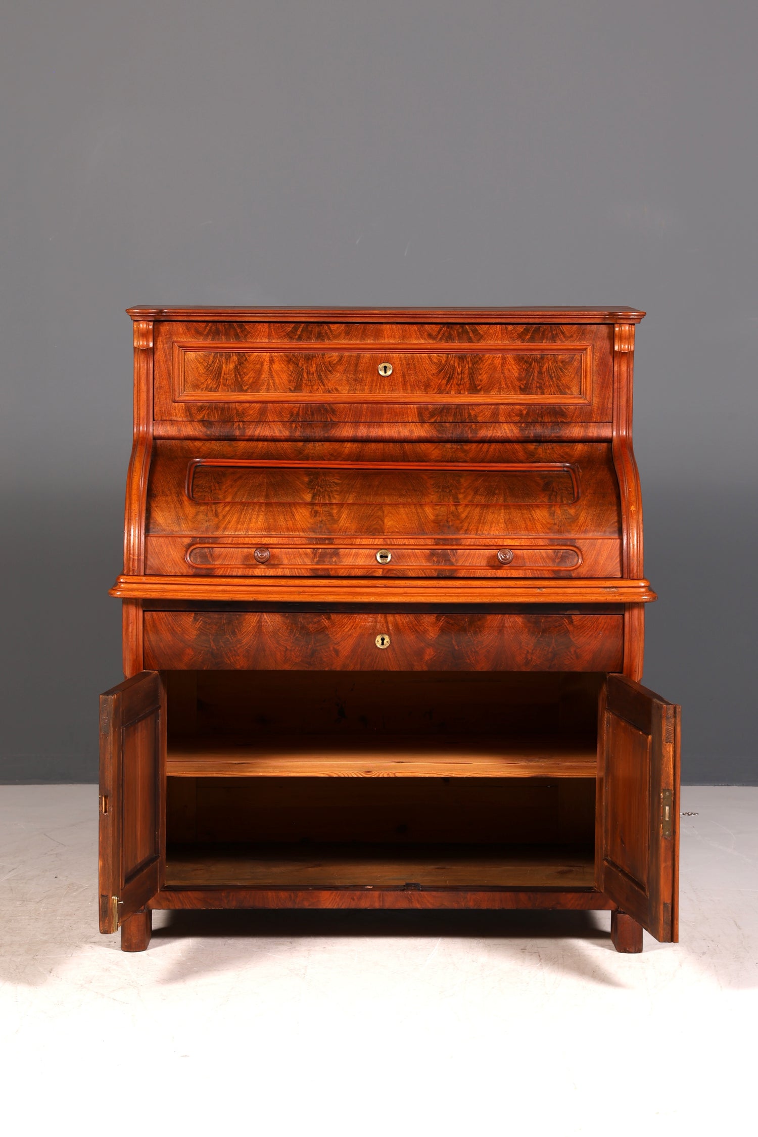 G272 Finish cm Beeindruckender Louis Philippe Sekretär Antik Rollladen Sekretär Schreibtisch Nussbaum Aufsatzsekretär (Kopie)