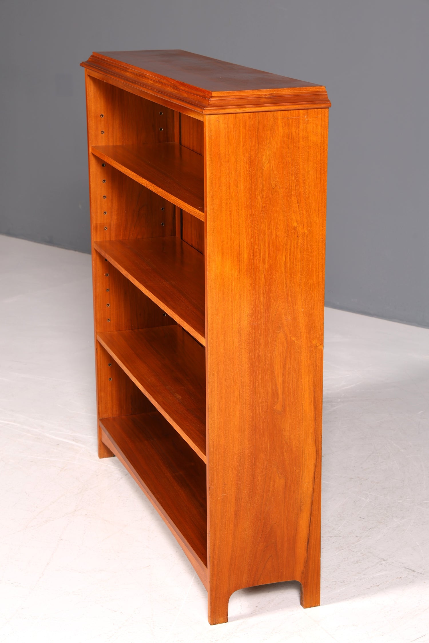 G030 Finish cm Wunderschönes Englisches Bücherregal Eibe Antik Regal Bookshelf Buchablage 60s