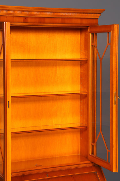 Edler Englischer Sekretär der Marke Heldense Eibe Aufsatzsekretär Schreibschrank Vitrine Bücherschrank Antik Vintage