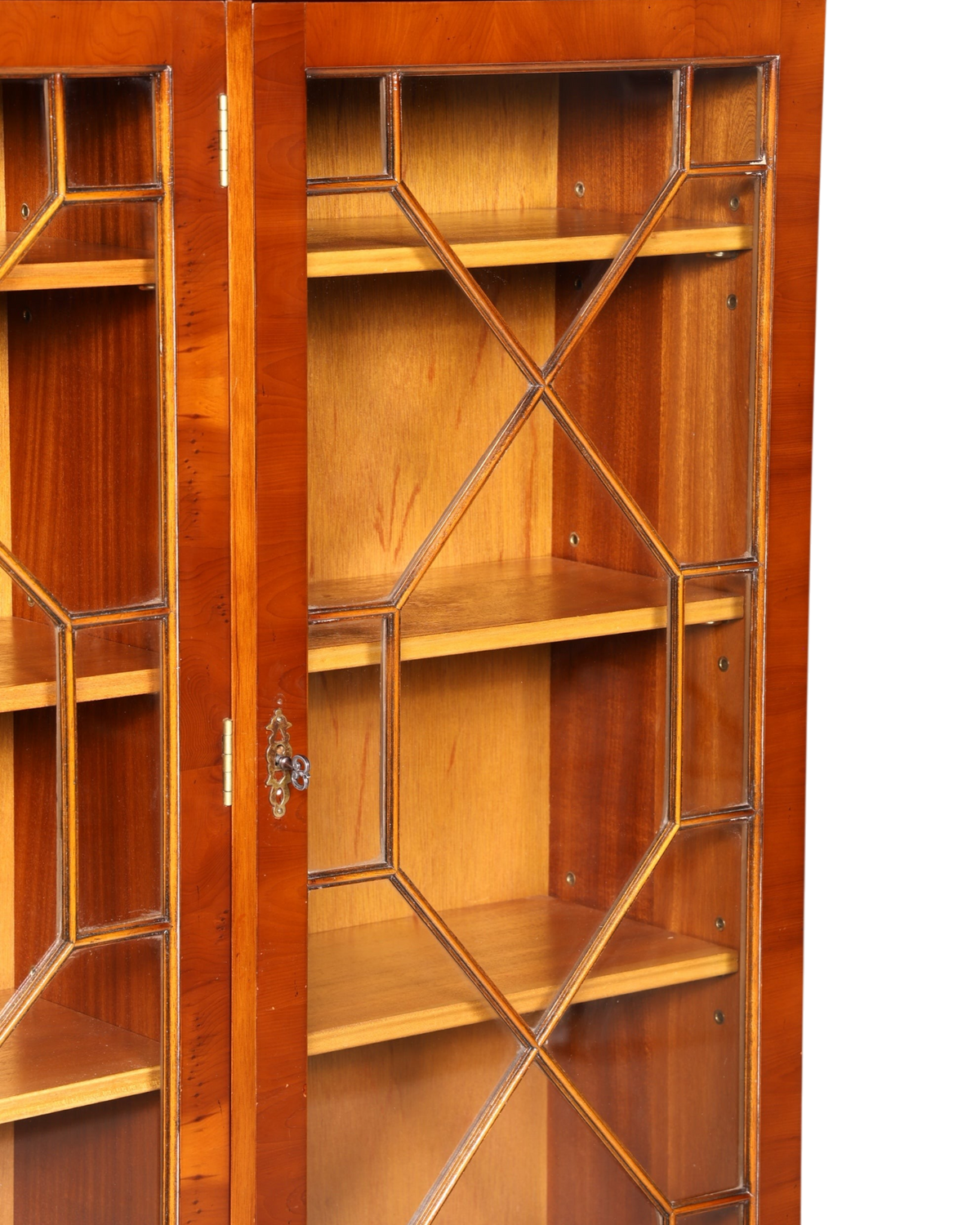 Prachtige Engelse vitrinekast van taxushout, boekenkast, glazen kast, buffetkast, bibliotheekkast, antiek, vintage
