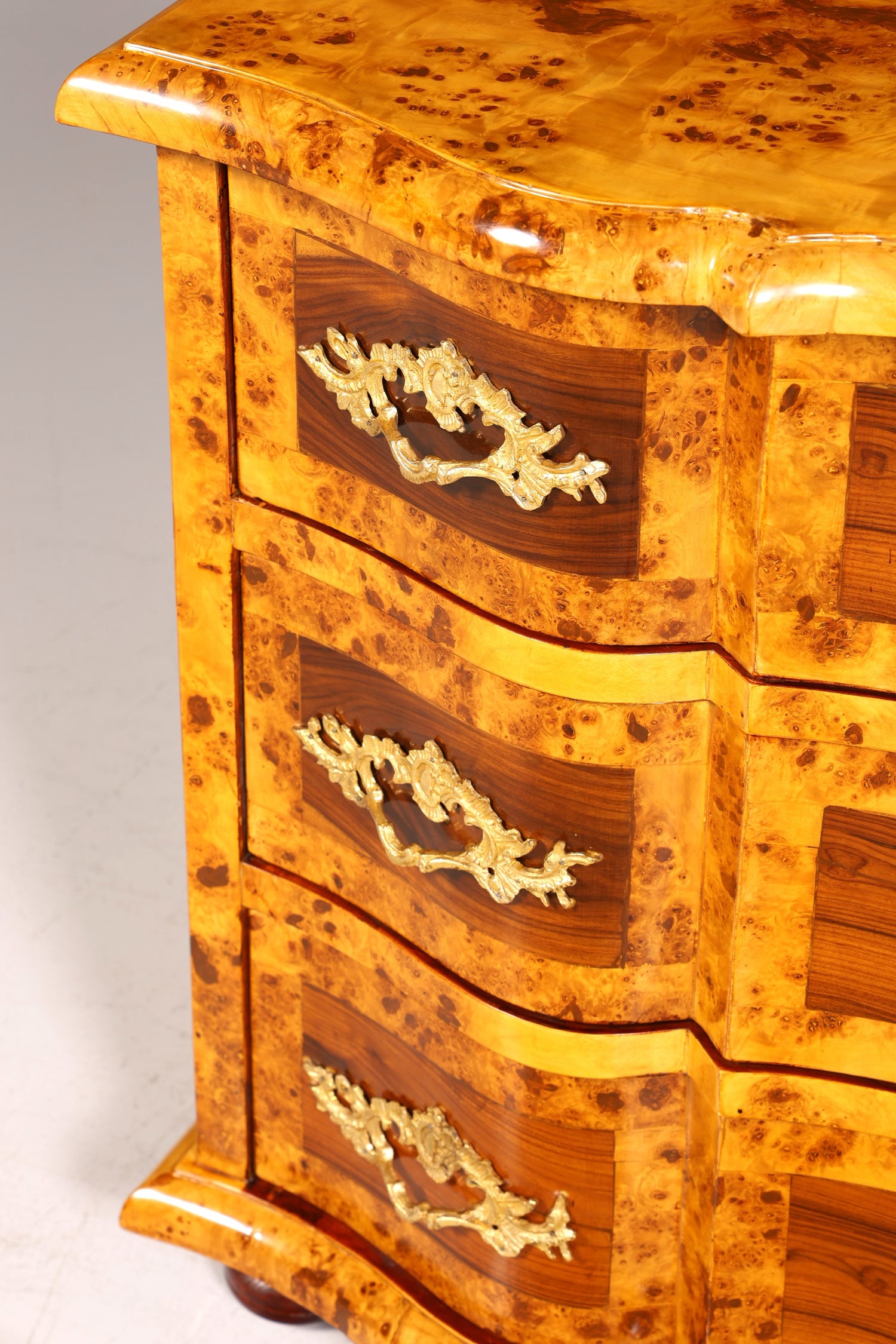 Royal Baroque style sideboard, Louis XVI style chest of drawers, antique style chest of drawers