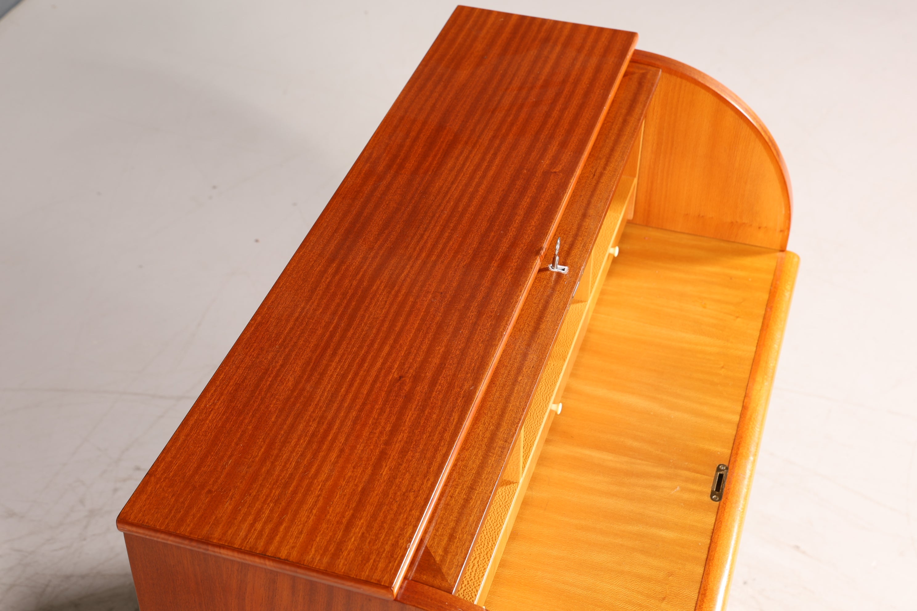 Stilvoller Mid Century Rollladen Sekretär echt Holz Büro Schrank Vintage Schreibkommode