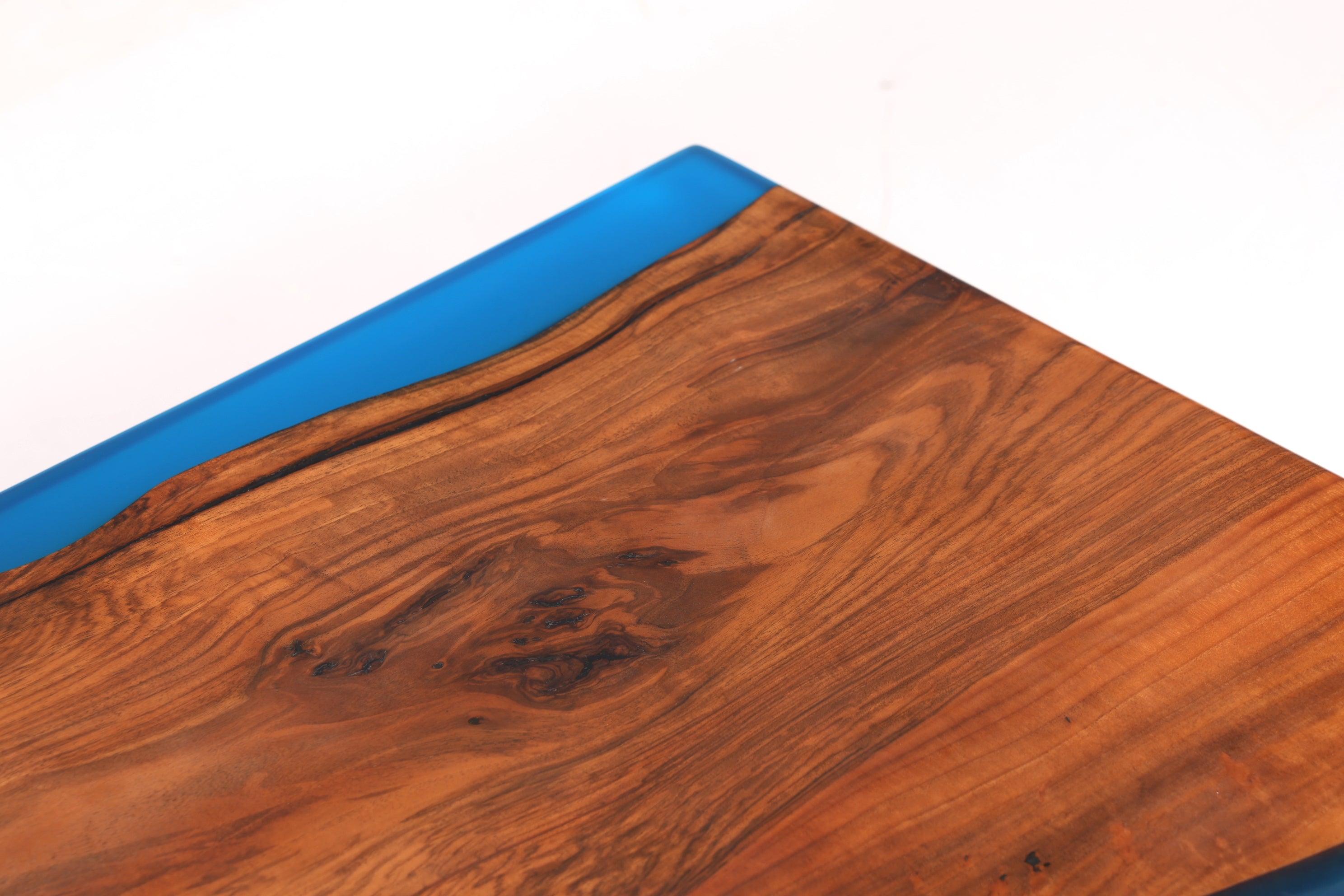 Einzigartiger Epoxidharz Couchtisch Nussbaum River Coffee Table Blau Wohnzimmer Tisch