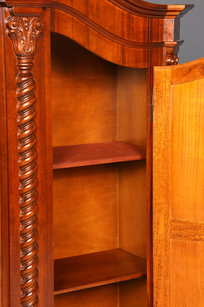 Beeindruckender Barock Stil Kleiderschrank Dielenschrank Schrank Antik Massivholz Vintage