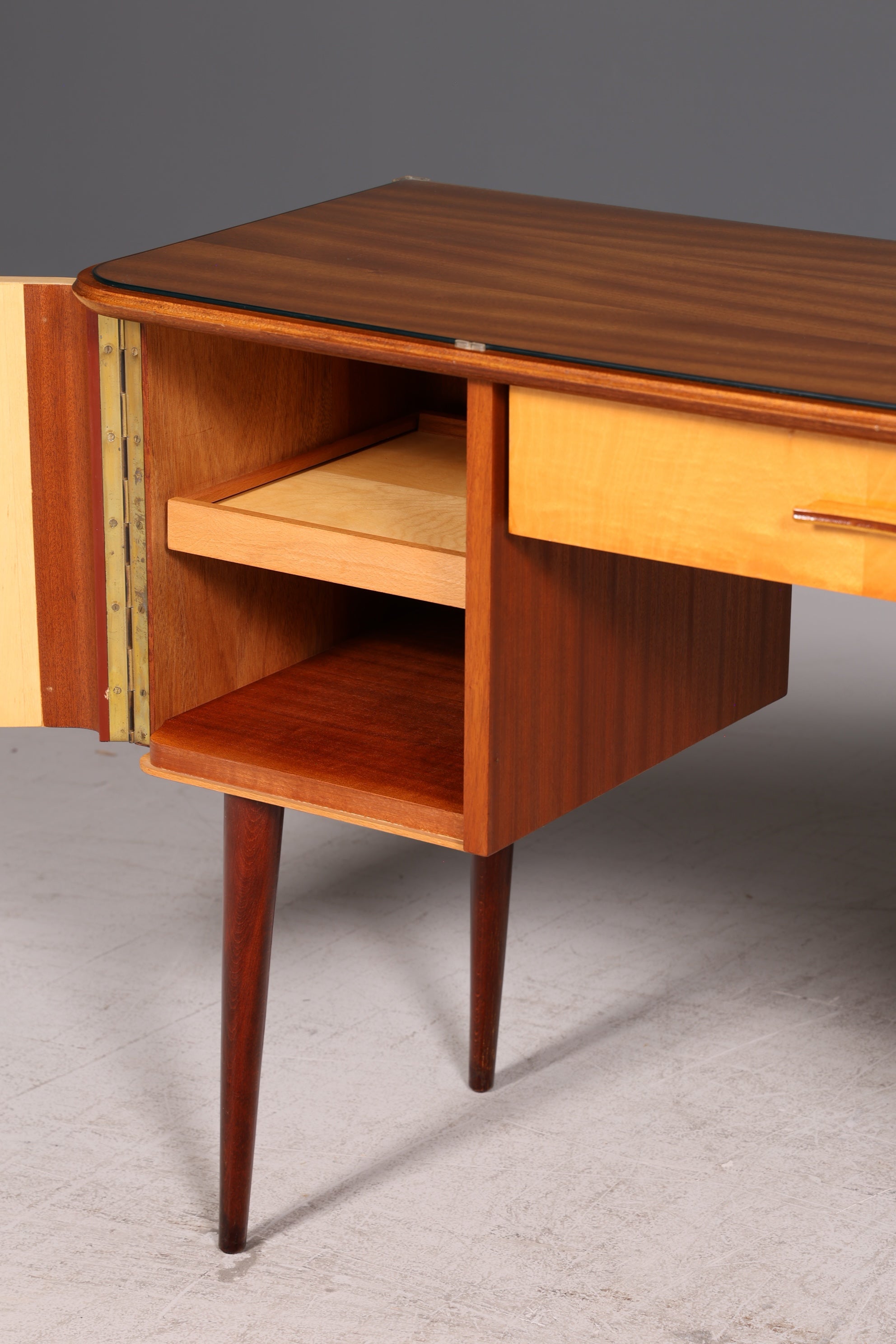 Wunderschöner Mid Century Schreibtisch Bürotisch Vintage Office Table Holz 60s