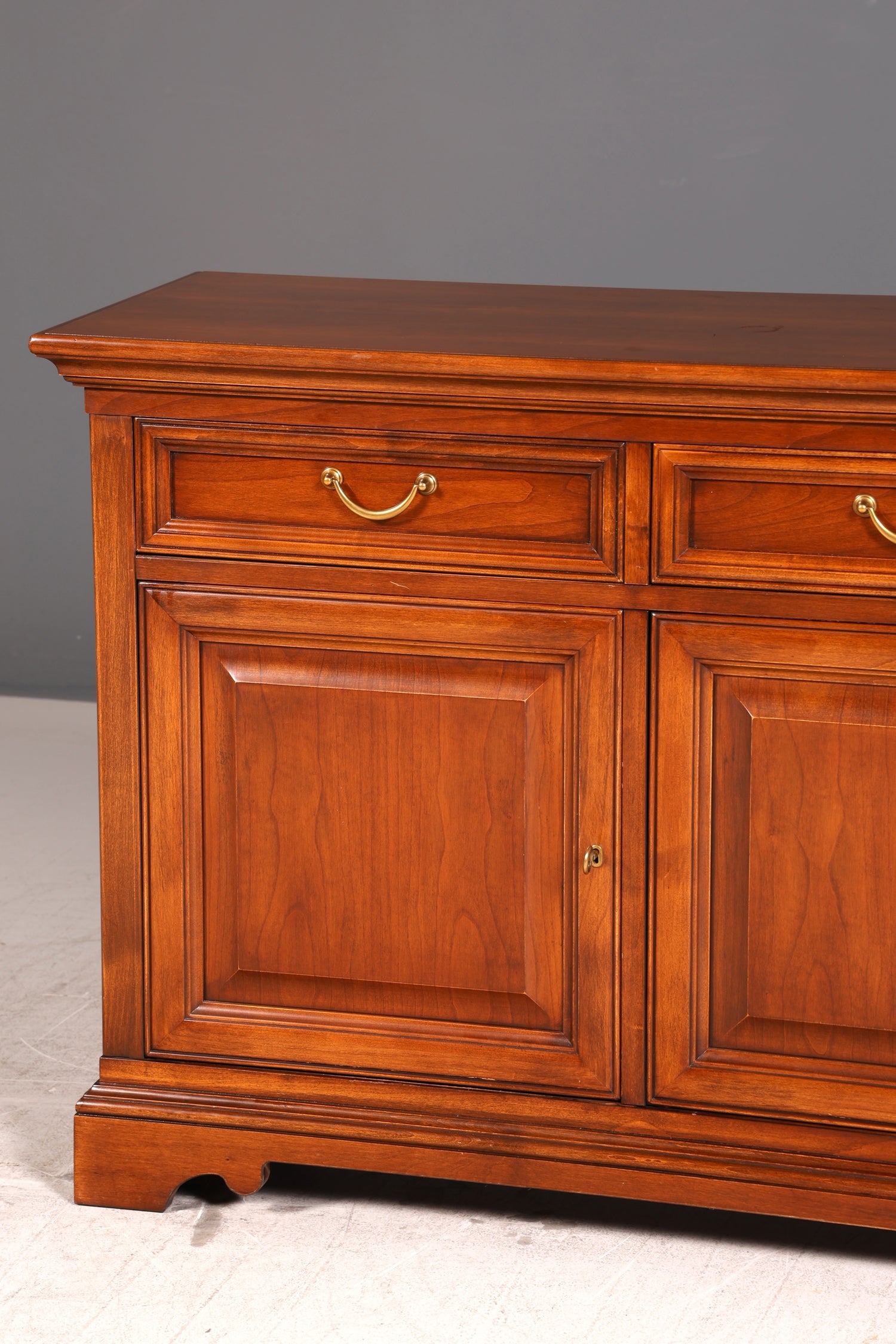 Traumhaftes Original Selva Sideboard Schrank echt Holz Kommode Buffet Anrichte