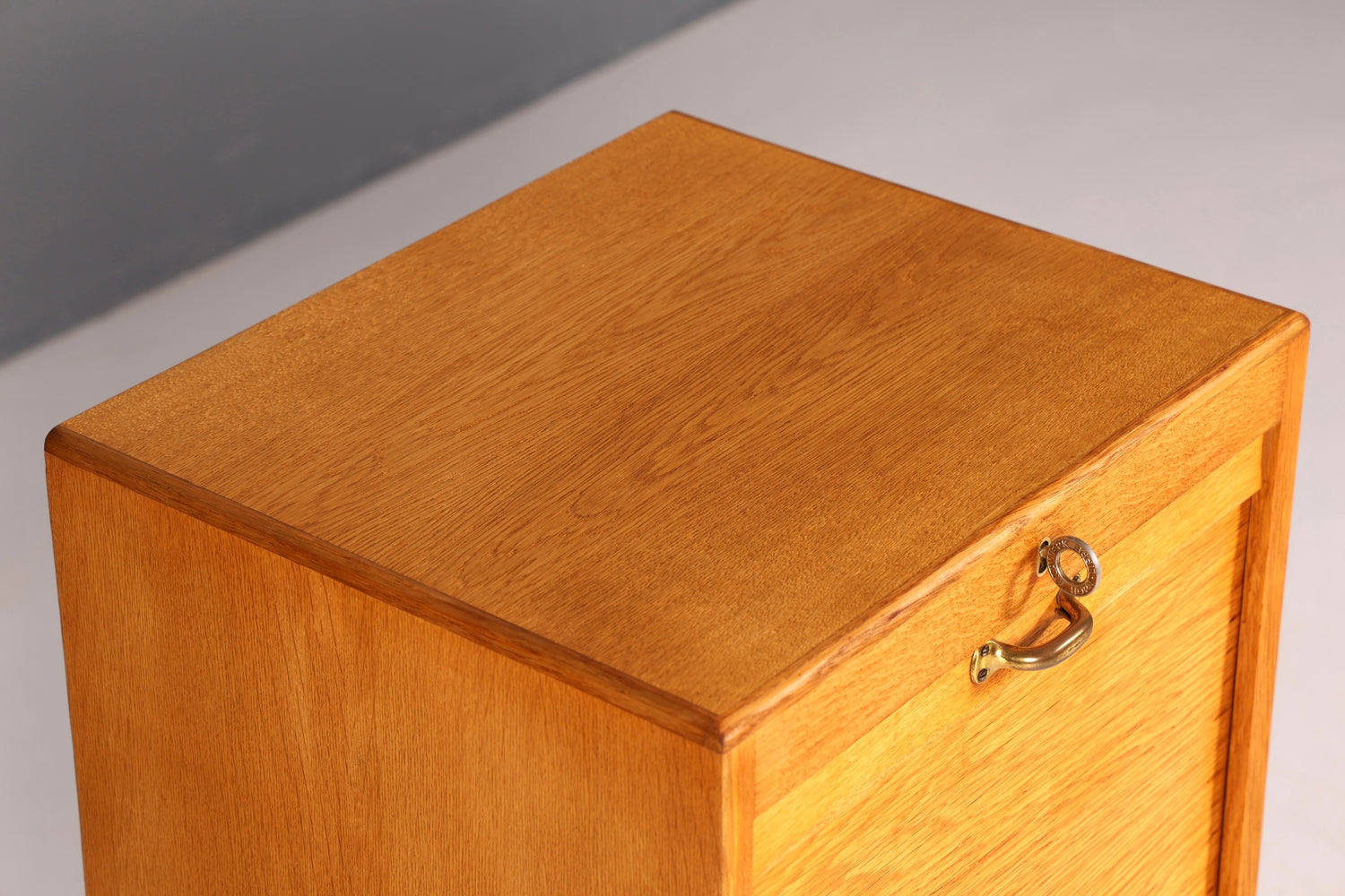 G090 Finish cm Schlichter Mid Century Rollladenschrank Bauhaus Apothekerschrank Art Deco Büro Aktenschrank