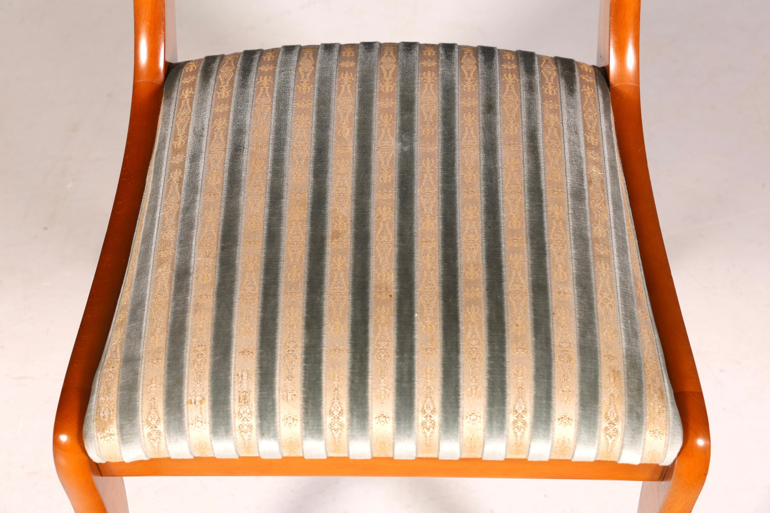 G093 Finish 4x Edle Englische Stühle Englisch Dining Chairs Antik 60er Jahre Regency Küchenstühle Stuhlset (Kopie)