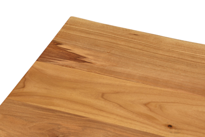Stilvoller Nussbaum Tisch 140cm-90cm Esszimmer Tisch Baumkanten Platte massiv Holz Küchentisch