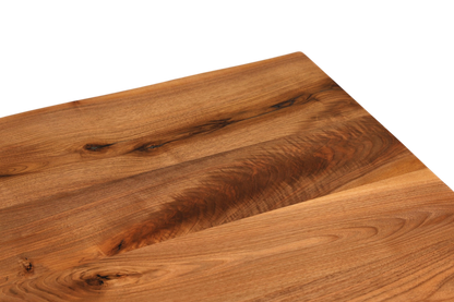 Beeindruckender Nussbaum Tisch 160cm-90cm Esszimmer Tisch Baumkanten Platte massiv Holz Küchentisch