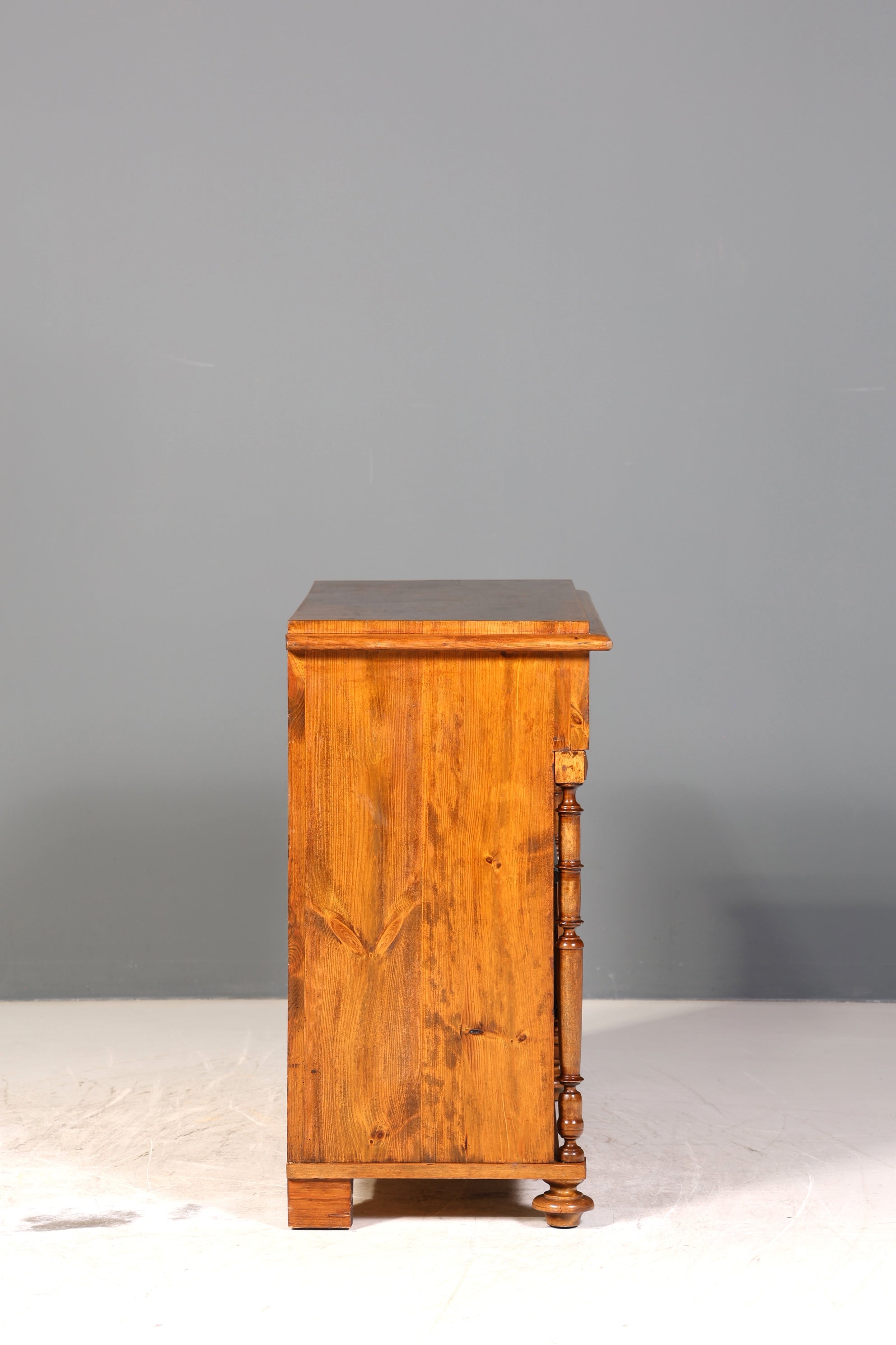 Edle Gründerzeit Kommode Louis Philippe Nussbaum Sideboard um 1880 Antik Schubladenkommode