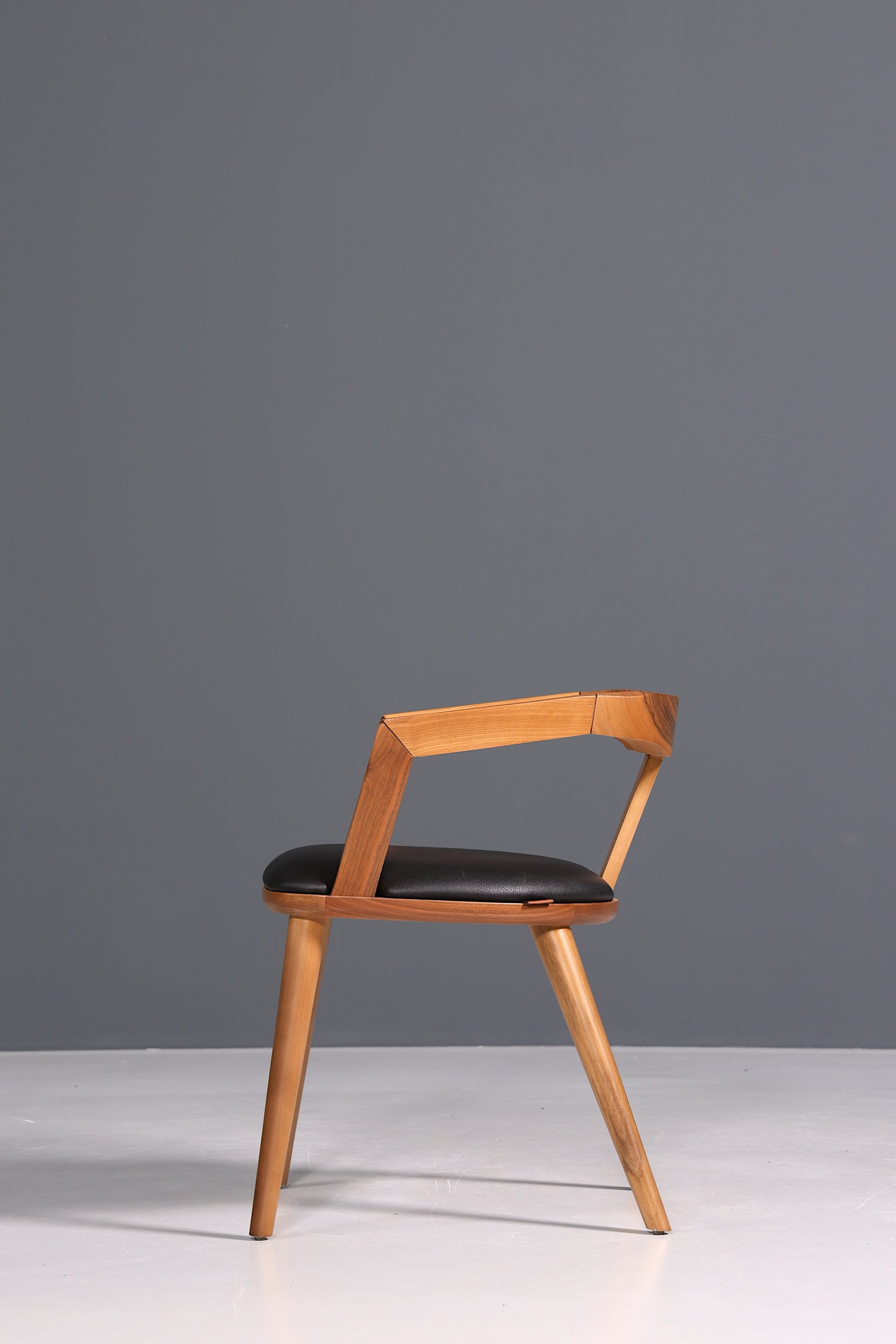 Wunderschöner Armlehnstuhl Nussbaum Echt Holz Nussbaum Esszimmer Stuhl Küchenstuhl Polsterstuhl