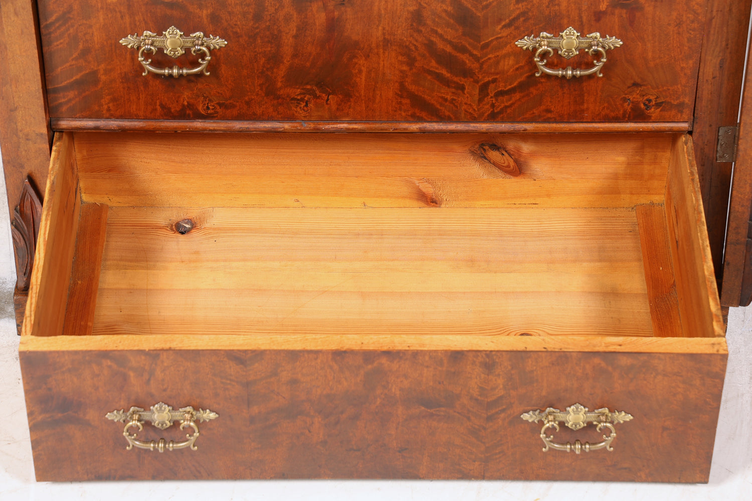 Wunderschöne Gründerzeit Kommode um 1890 Jugendstil Vertiko Schubladenkommode Antik Wäschekommode