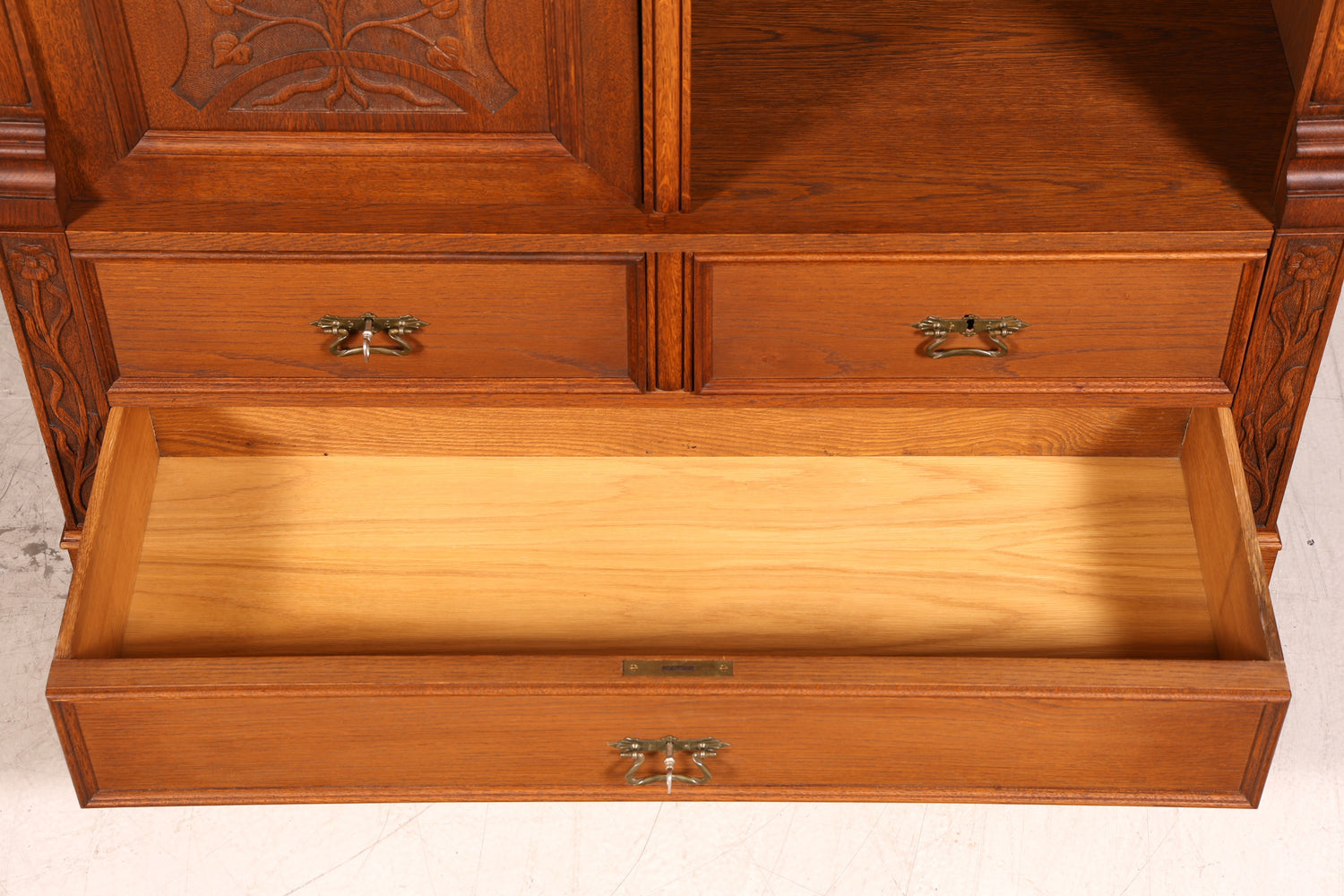 G783 Finish Traumhafte Jugendstil Vitrine Antike Holz Bücherschrank Eiche Antik Schrank Geschirrschrank (Kopie)