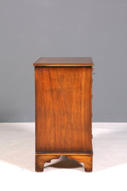 Wunderschöne Englische Kommode Eibe Longdale Reproductions Schrank UK