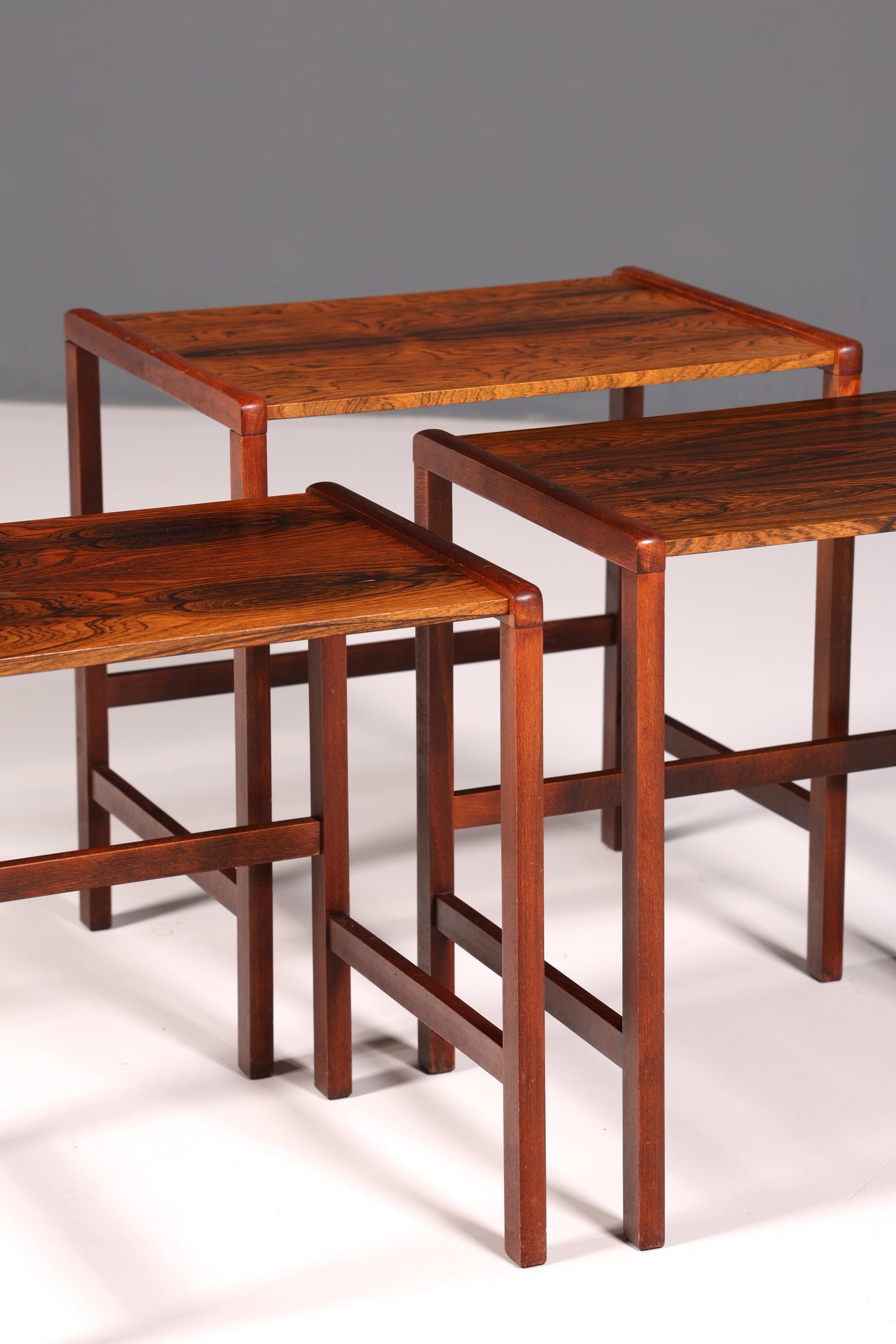 Filigranes Mid Century Tisch Set Couchtisch Palisander 3er Satz Ablagetisch Beistelltisch Satztische Vintage