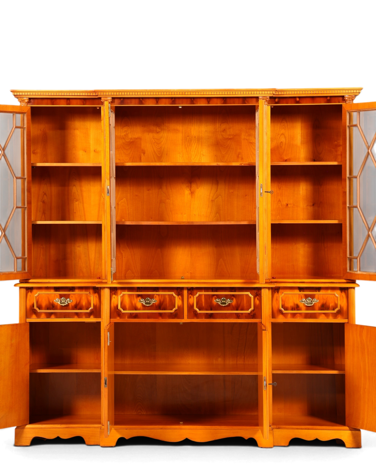 Traumhafte Englische Vitrine Bücherschrank Buffet Antik Stil Englisch Eibe Glasvitrine Bibliothek