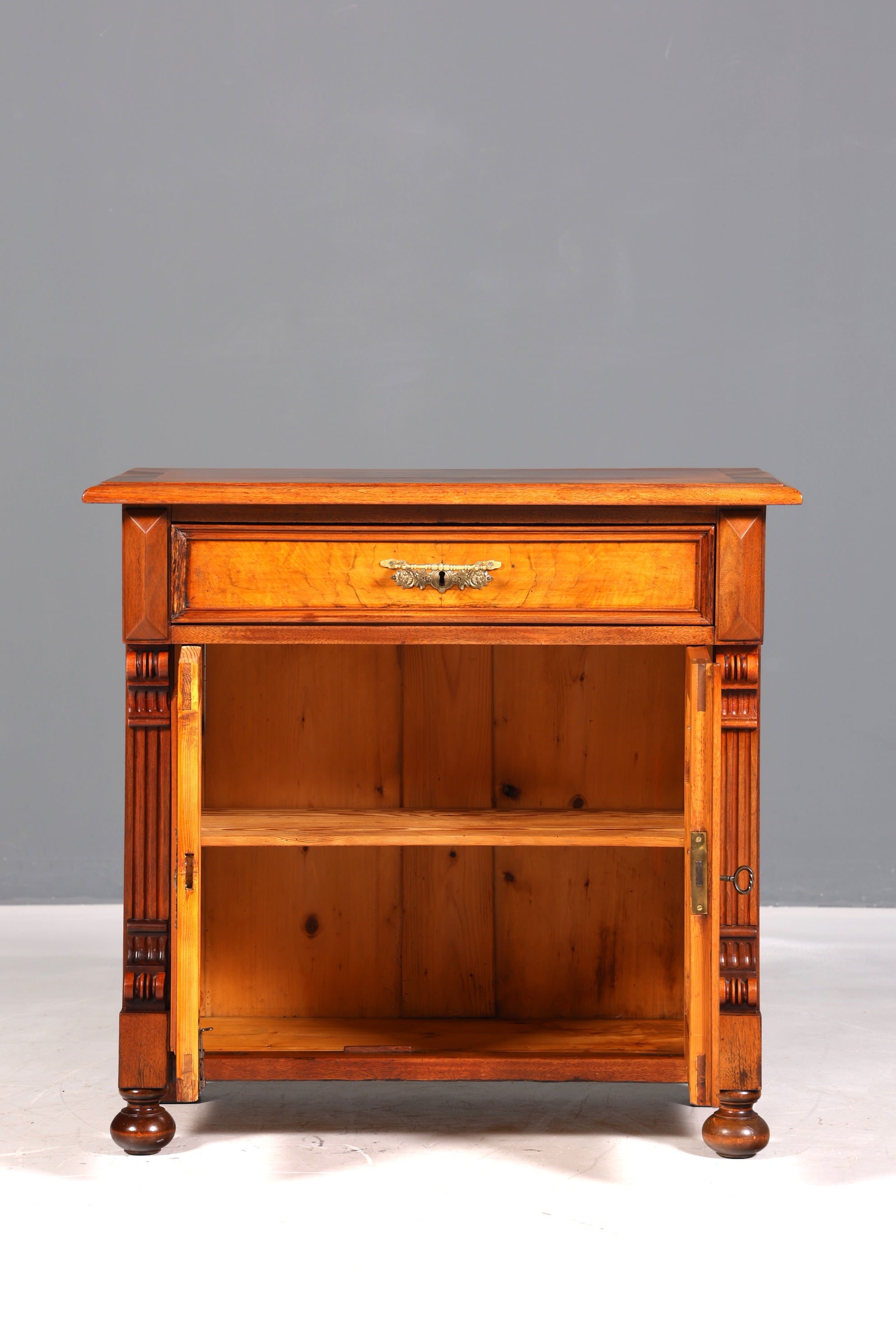 Traumhafter Gründerzeit Schrank Jugendstil Sideboard Antik Kommode Anrichte