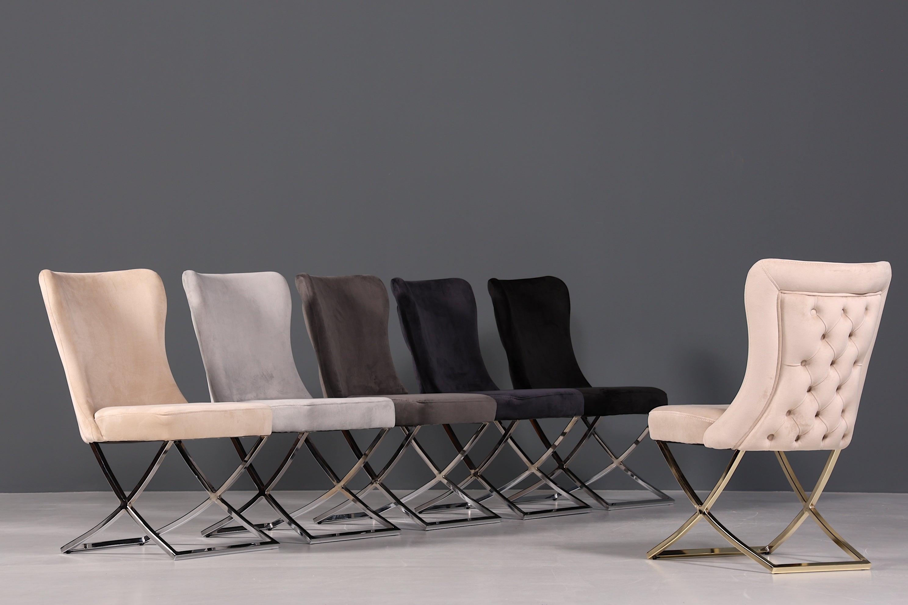 Edler Chesterfield Esszimmerstuhl "Valencia" in Beige Gold