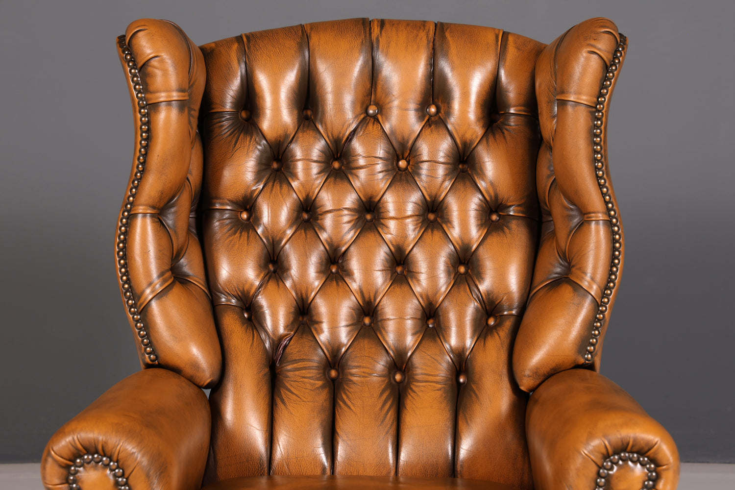 Original Chesterfield Ohrensessel Echtleder Englisch Herrensessel Ledersessel Weichleder Liegefunktion Antik Vintage