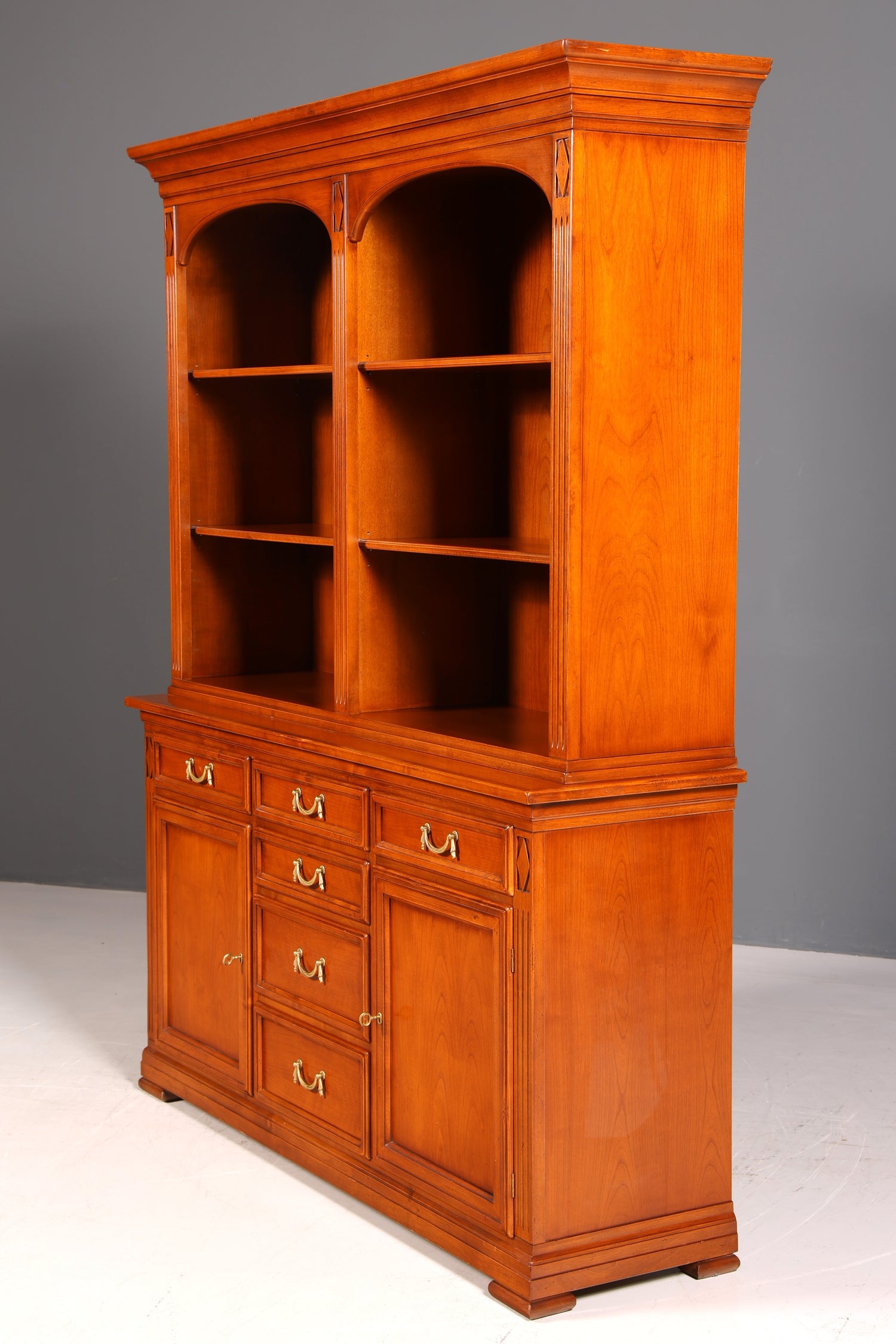 G144 Finish cm SELVA Wunderschönes Englisches Bücherregal Eibe Antik Regal Bookshelf Buchablage 60s