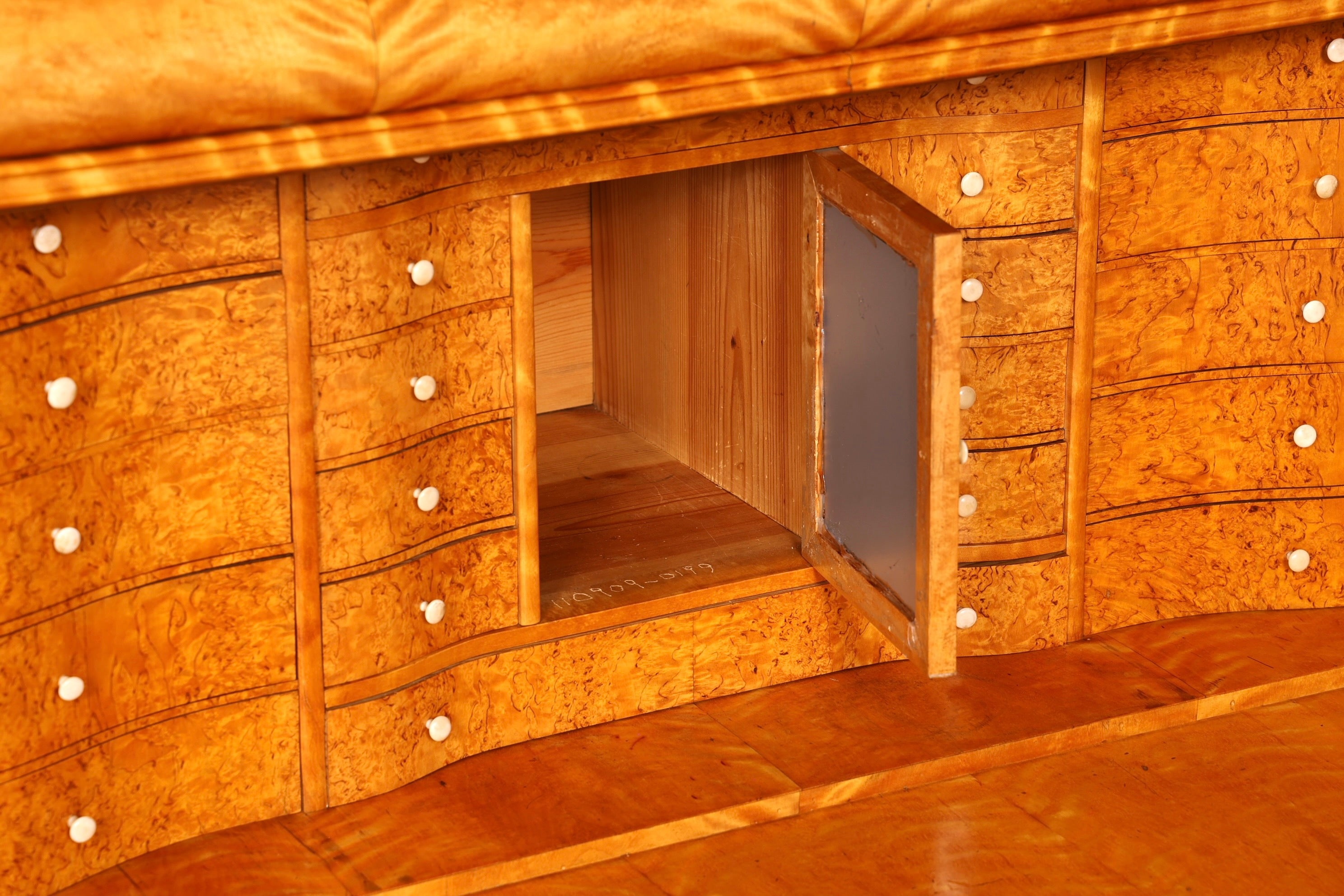Indrukwekkende Biedermeier-secretaire, antieke commode, kantoor-schrijfcommode, highboard