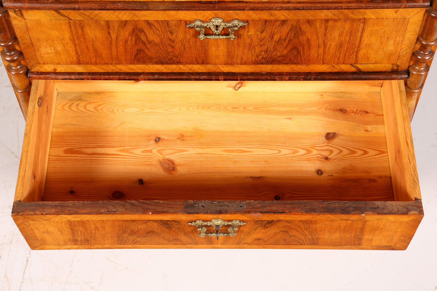 Prachtige Gründerzeit-commode in jugendstijll, vertico, ladekast, linnenkast, antiek massief hout