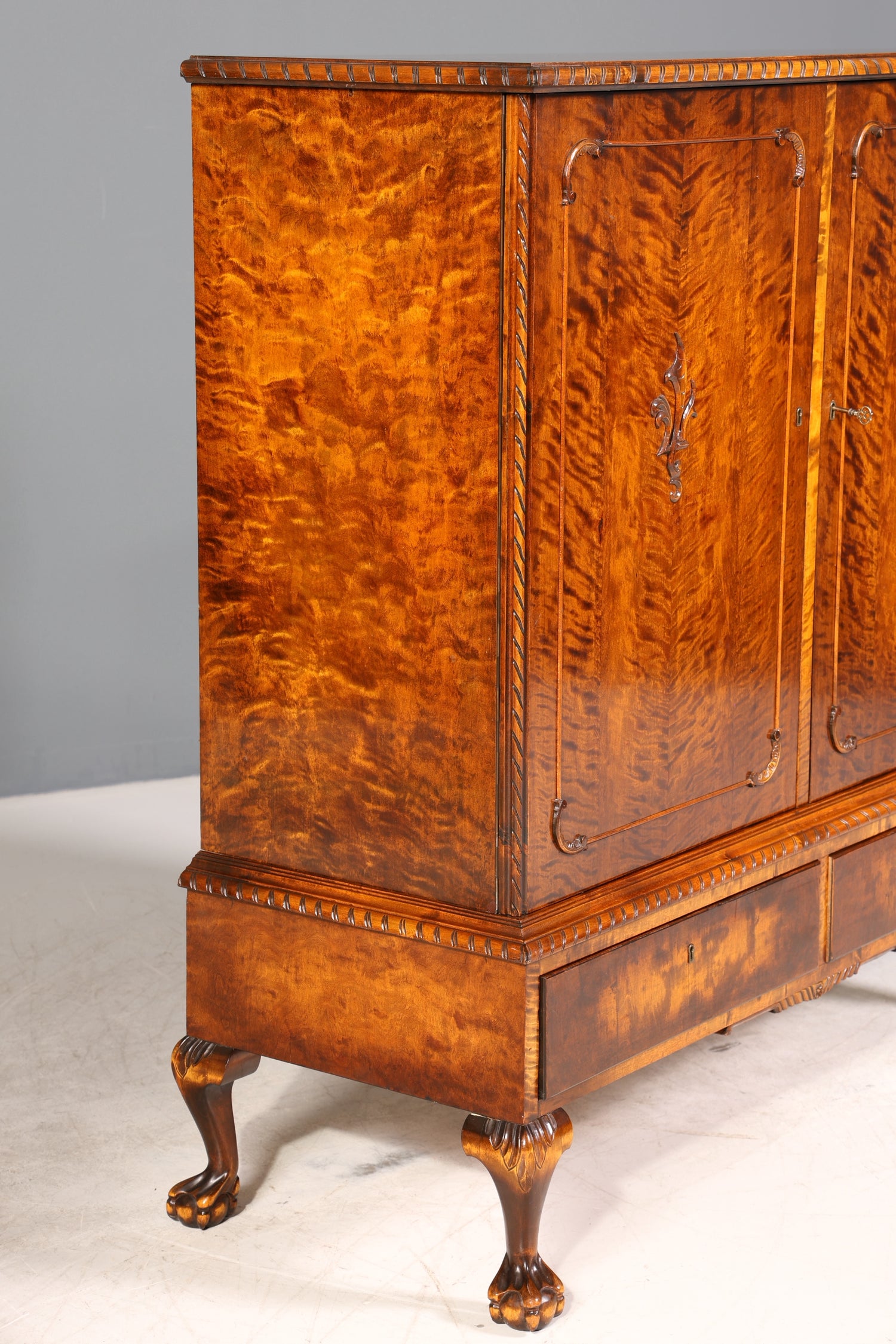 Traumhafter Chippendale Schrank Barock Stil Vertiko Highboard Antik 50s 60s Kommode