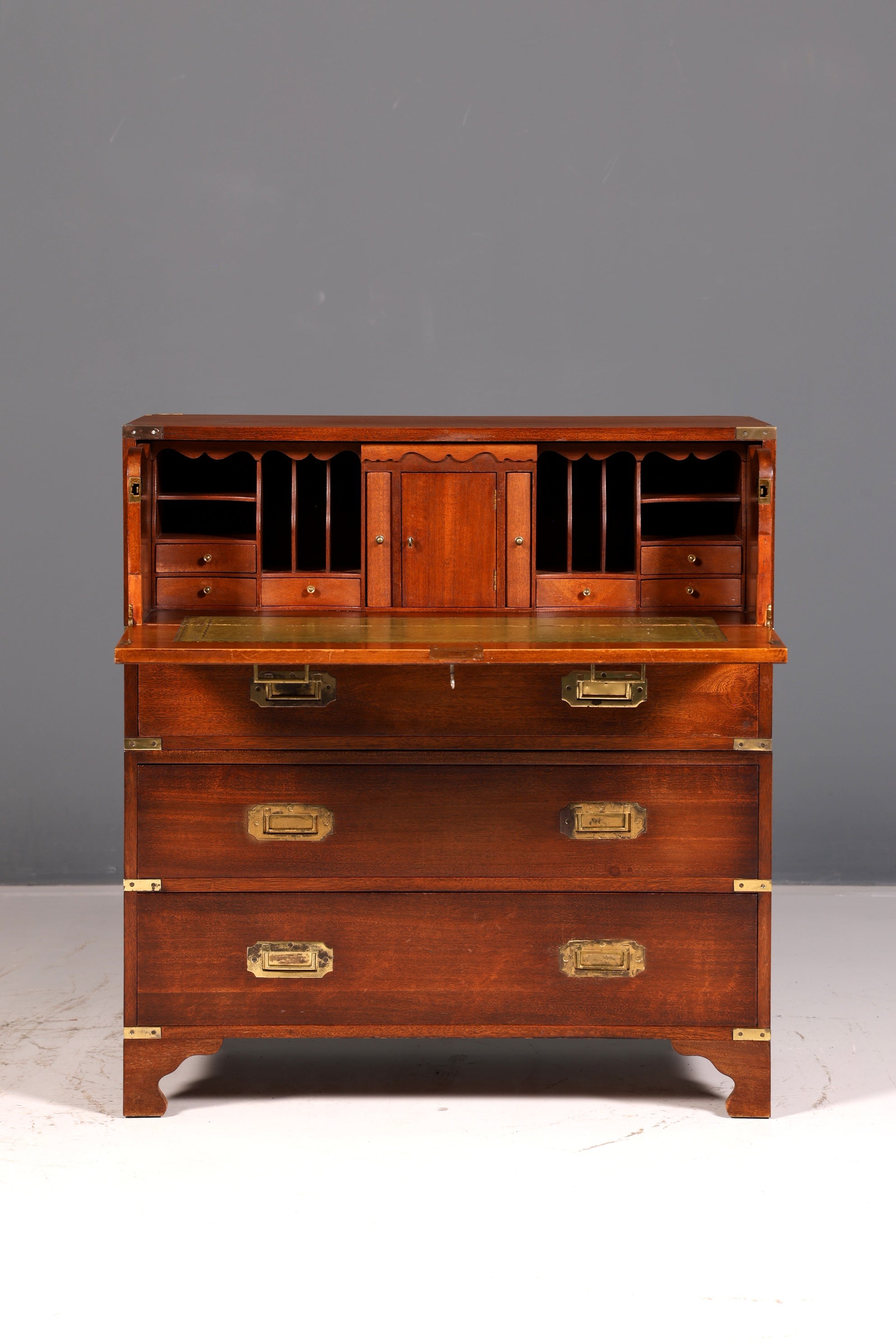 Prachtige maritieme Engelse secretaire-schrijfcommode met echt leren blad, antiek vintage
