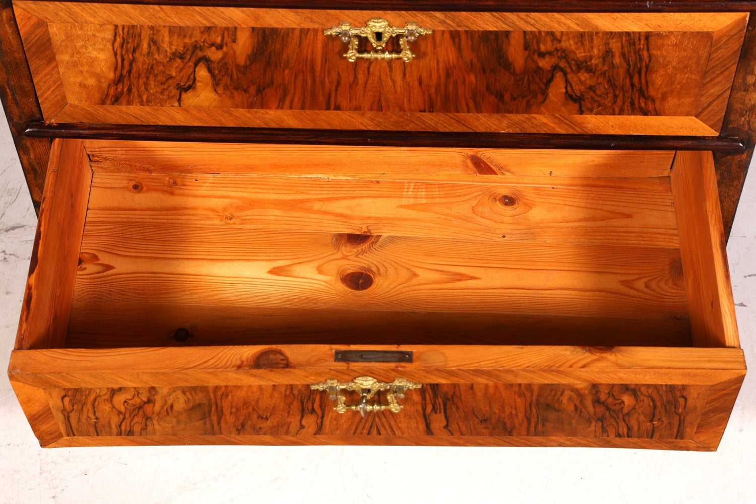 Stilvolle Gründerzeit Kommode Jugendstil Antik Sideboard Schubladenkommode Wäschekommode