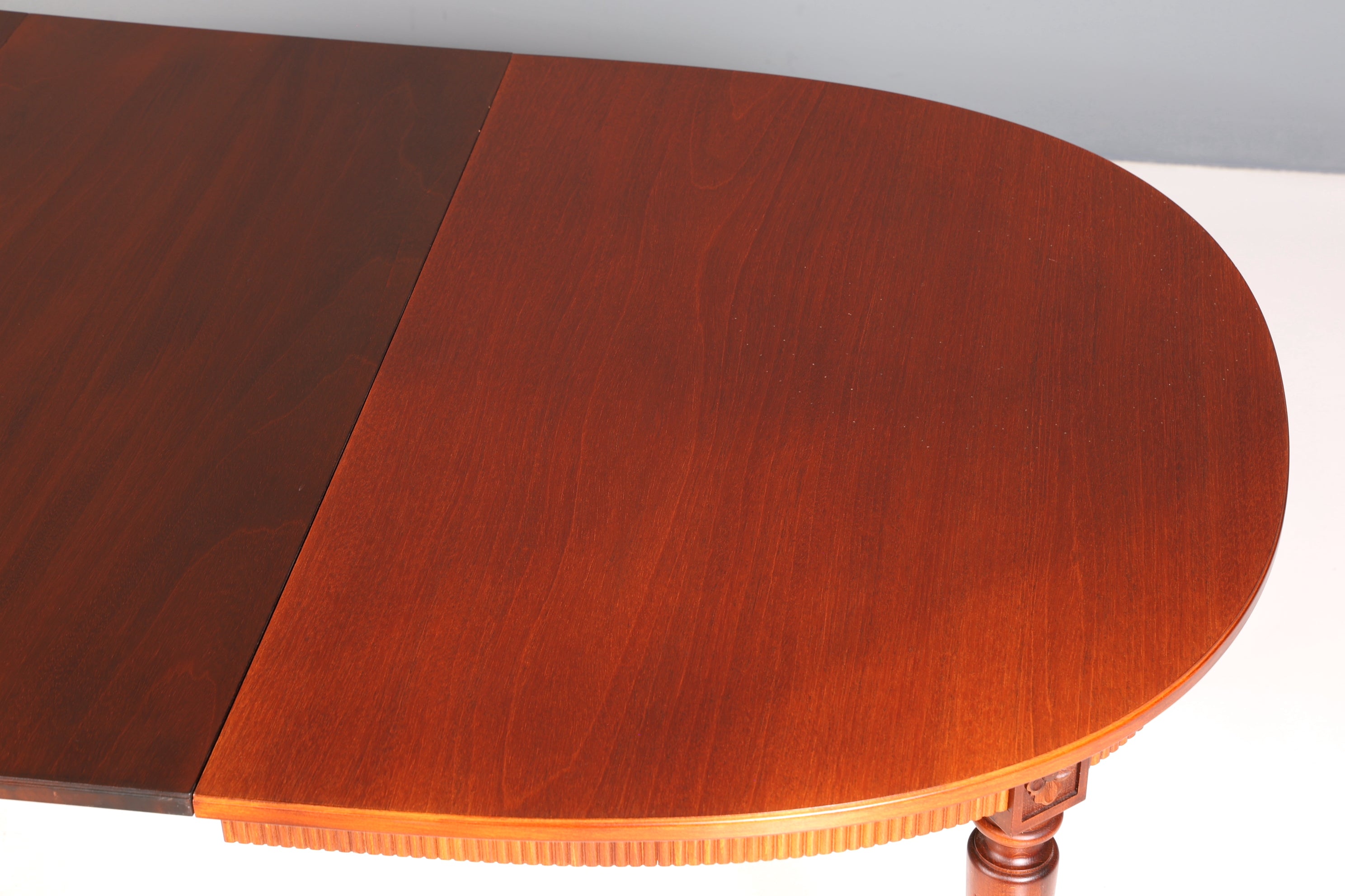 Wunderschöner Tisch im Gustavianischer Stil Küchentisch ausziehbar Antik Stil Esszimmer Tisch