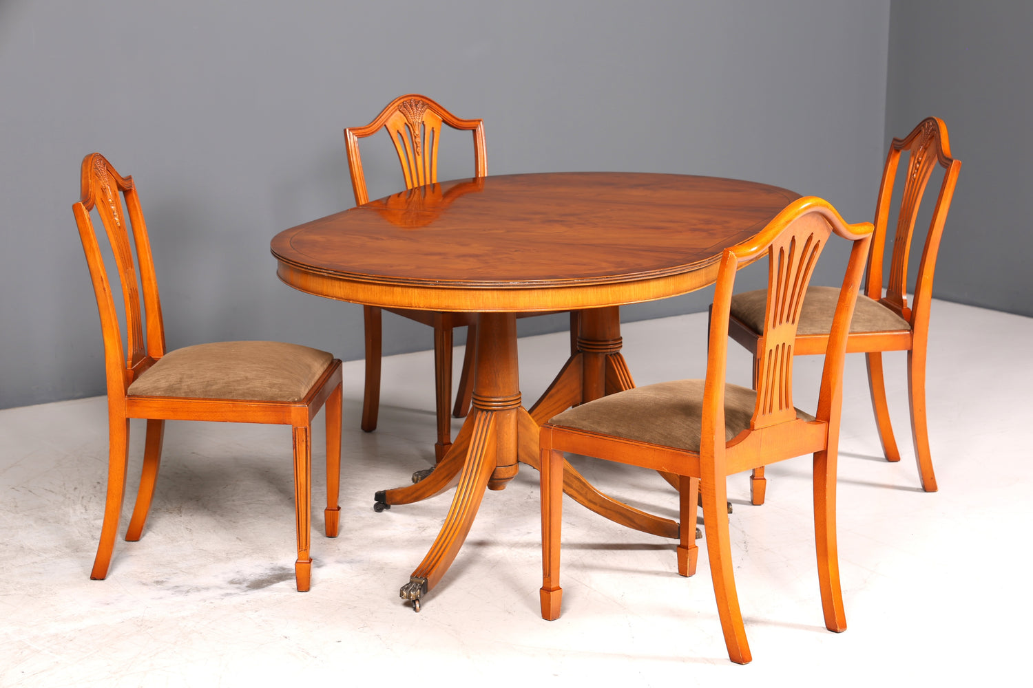 4x Wunderschöne Englische Stühle im Hepplewithe Stil Englisch Dining Chairs Küchenstühle Stuhlset