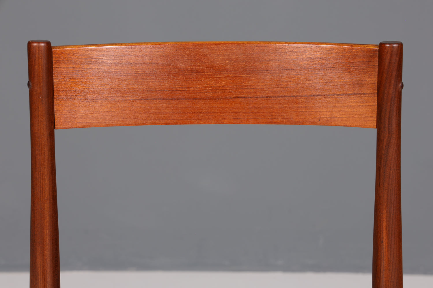 Schlichter Mid Century Stuhl Palisander Retro Sekretär Stuhl echt Leder Danish Design Küchenstuhl 1 von 2