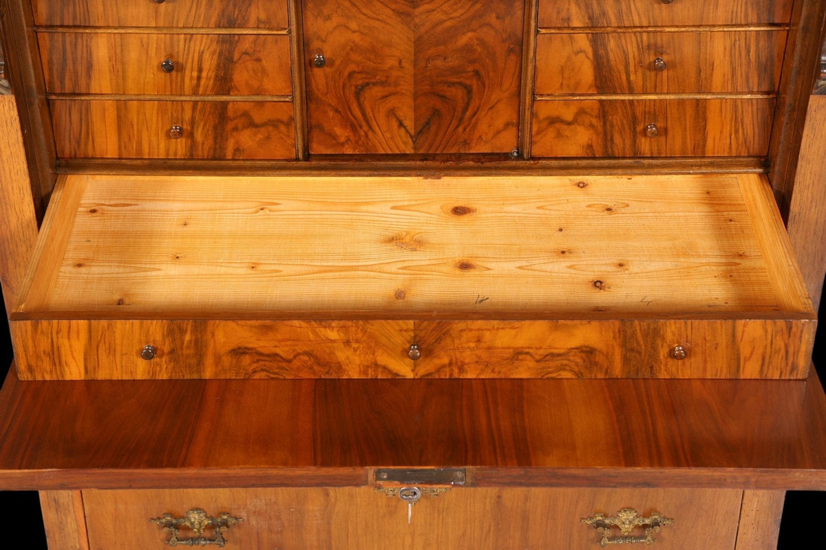 Stilvoller Gründerzeit Sekretär Vertiko Nussbaum Jugendstil Highboard Louis Philippe Kommode um 1880