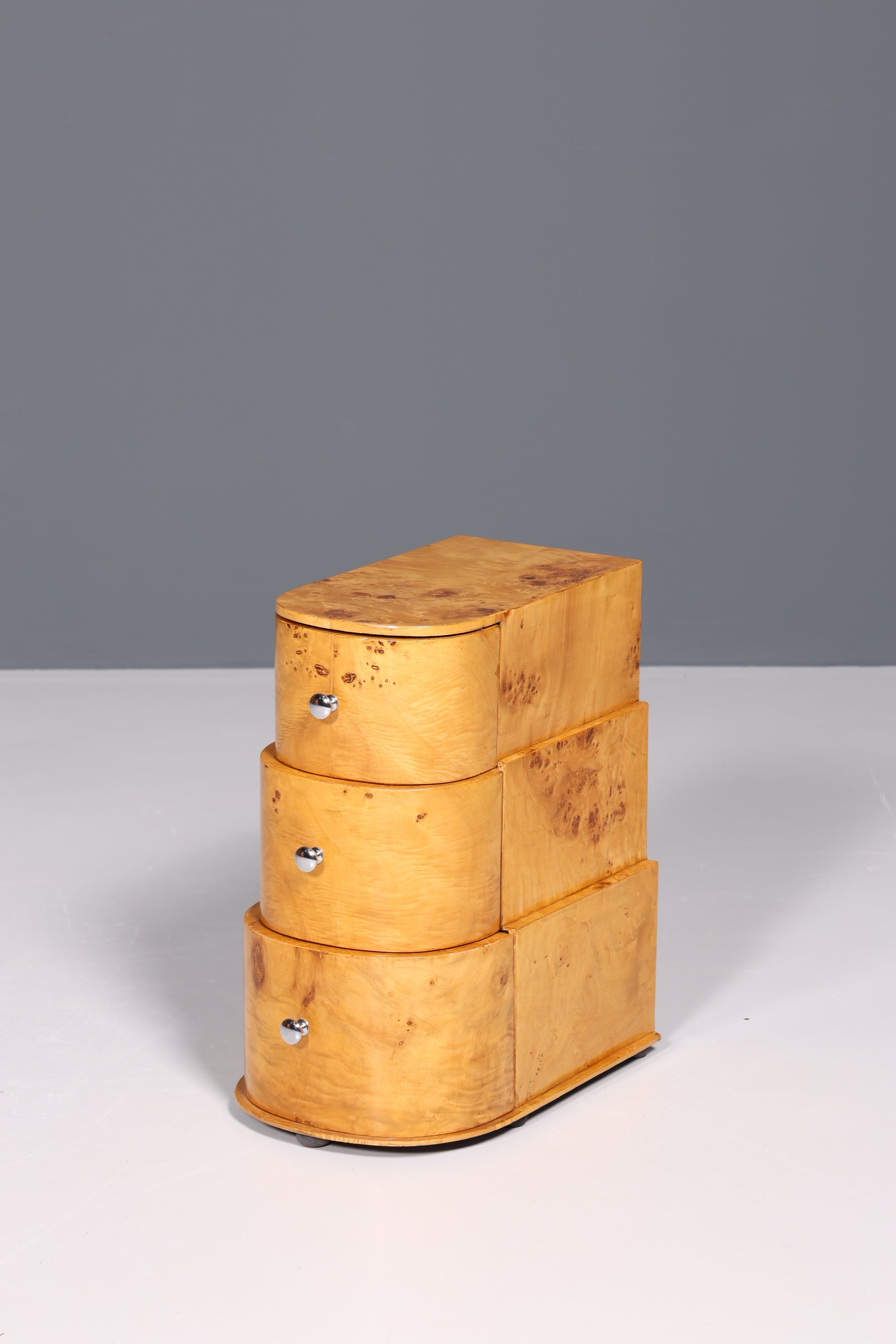 Wunderschöne Art Deco Kommode - Einzigartiges Möbelstück aus echtem Holz