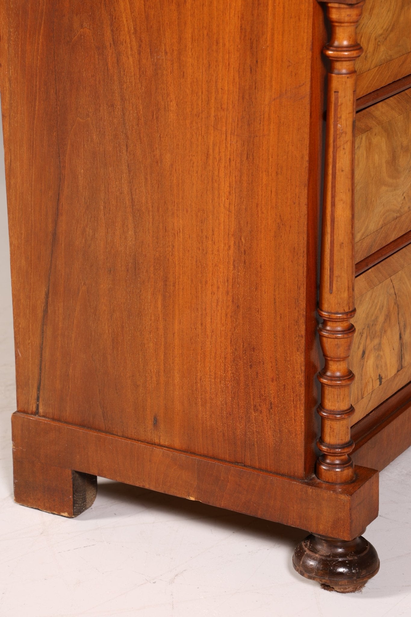 Stilvoller Gründerzeit Sekretär Vertiko Nussbaum Highboard Louis Philippe Kommode Sekretär Schrank um 1880